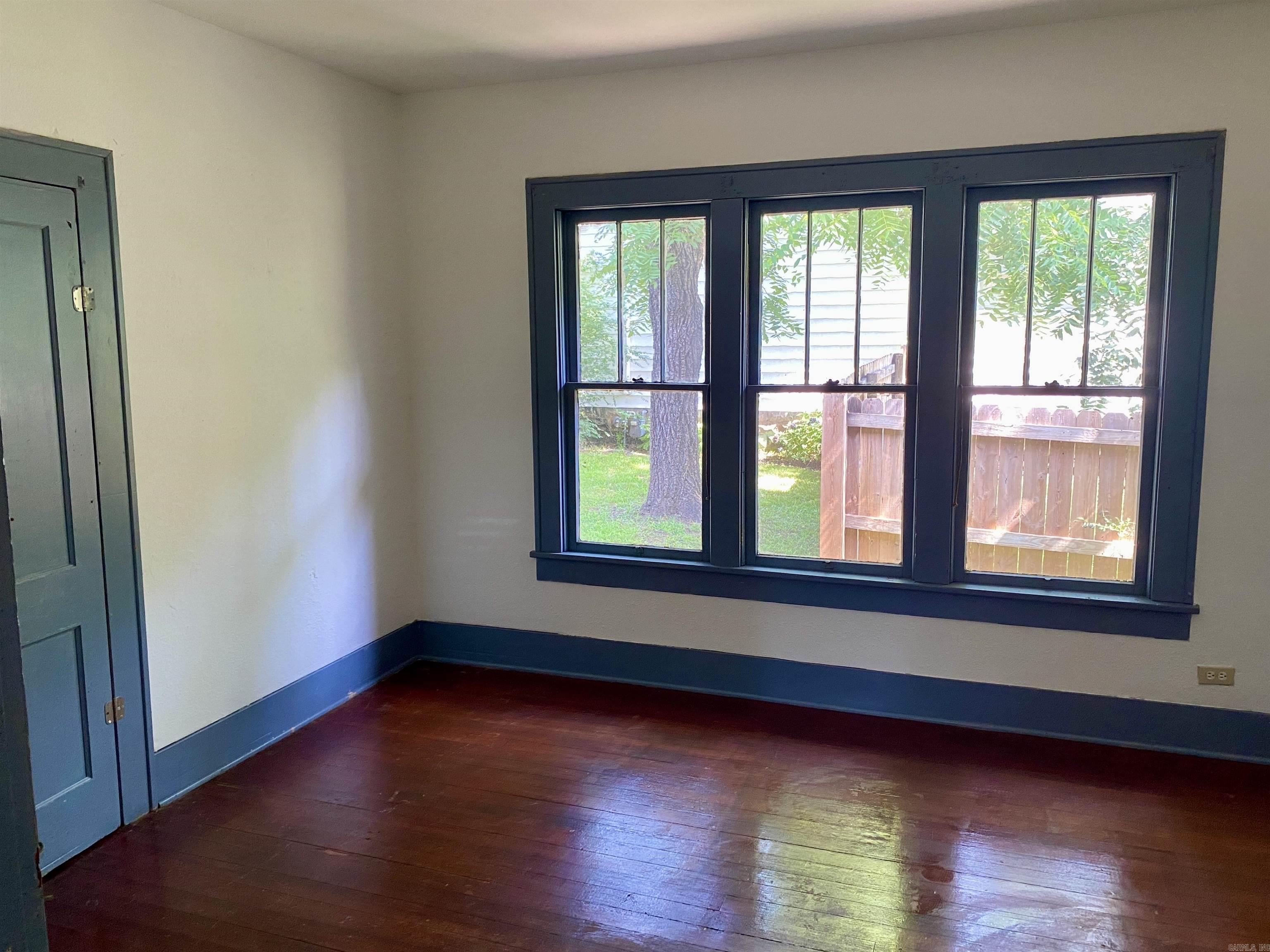 Outlots C 32-10-23 - Residential