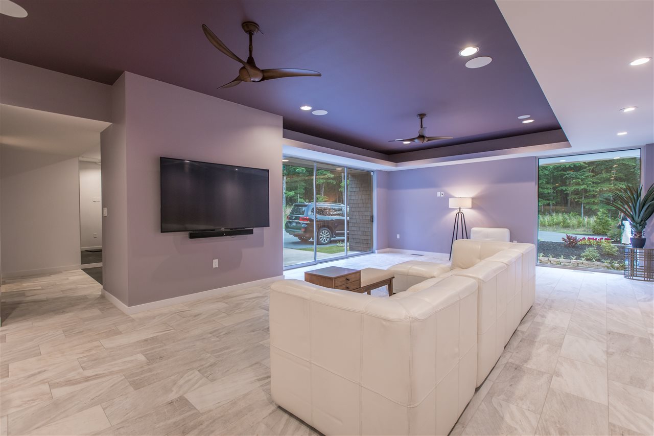 CHENAL DOWNS - Residential