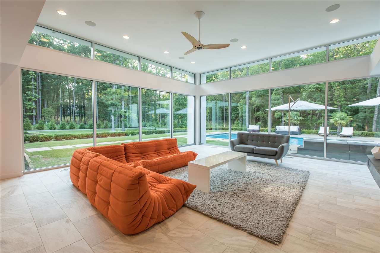 CHENAL DOWNS - Residential