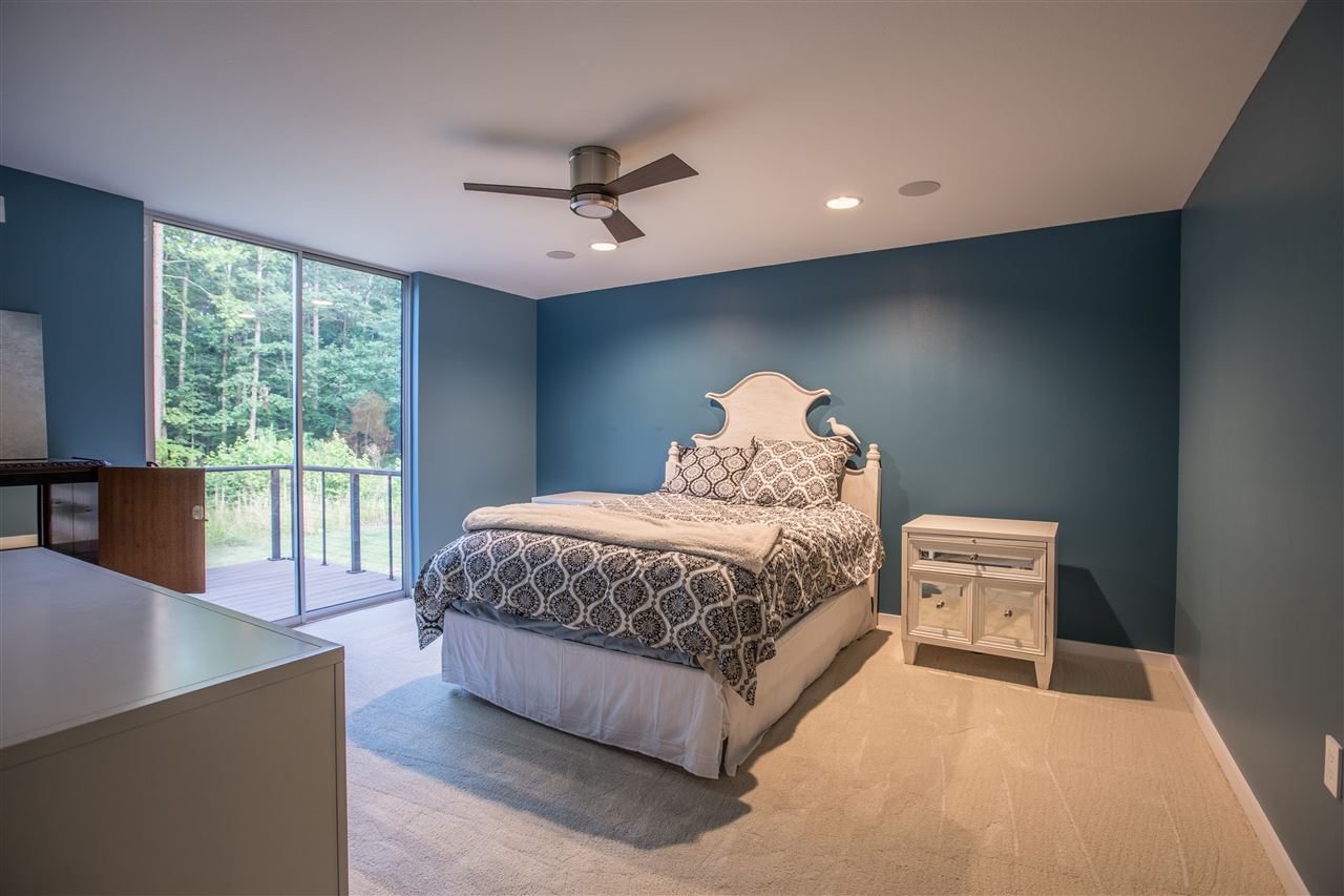 CHENAL DOWNS - Residential