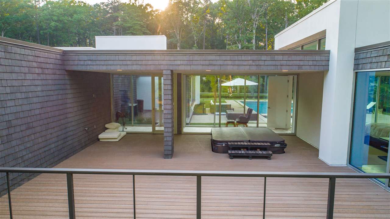 CHENAL DOWNS - Residential
