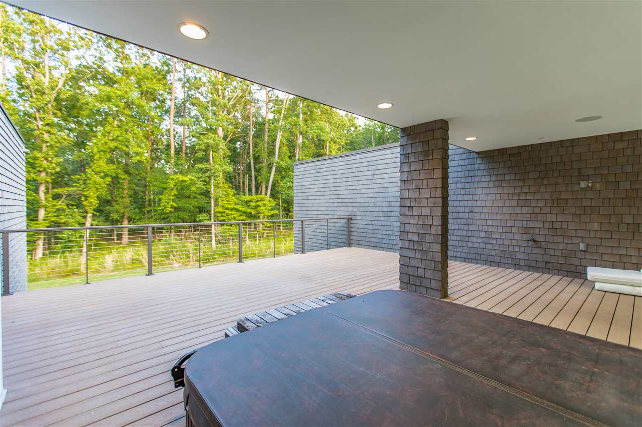 CHENAL DOWNS - Residential