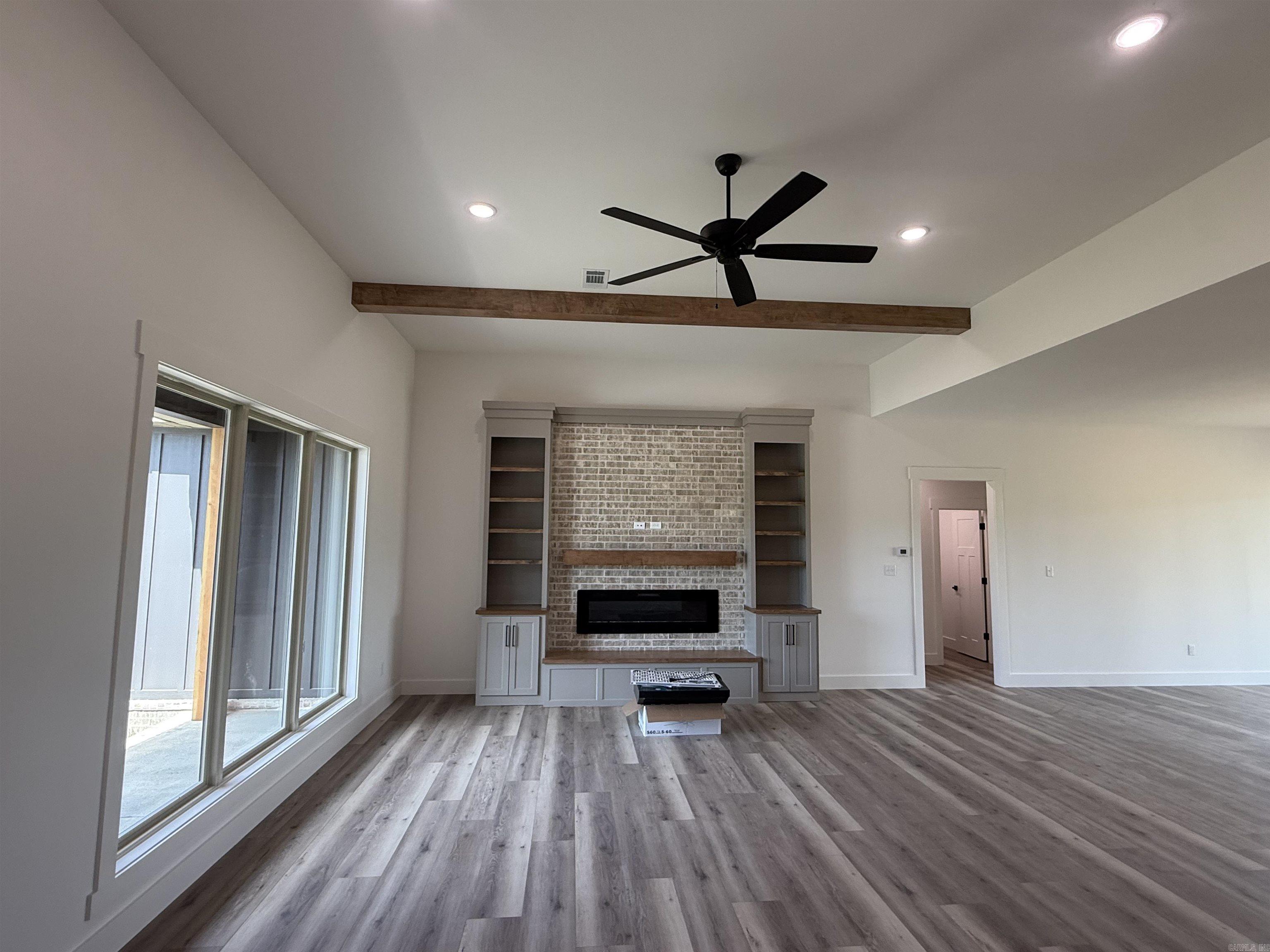 REPUBLICAN VALLEY ESTATES - Residential