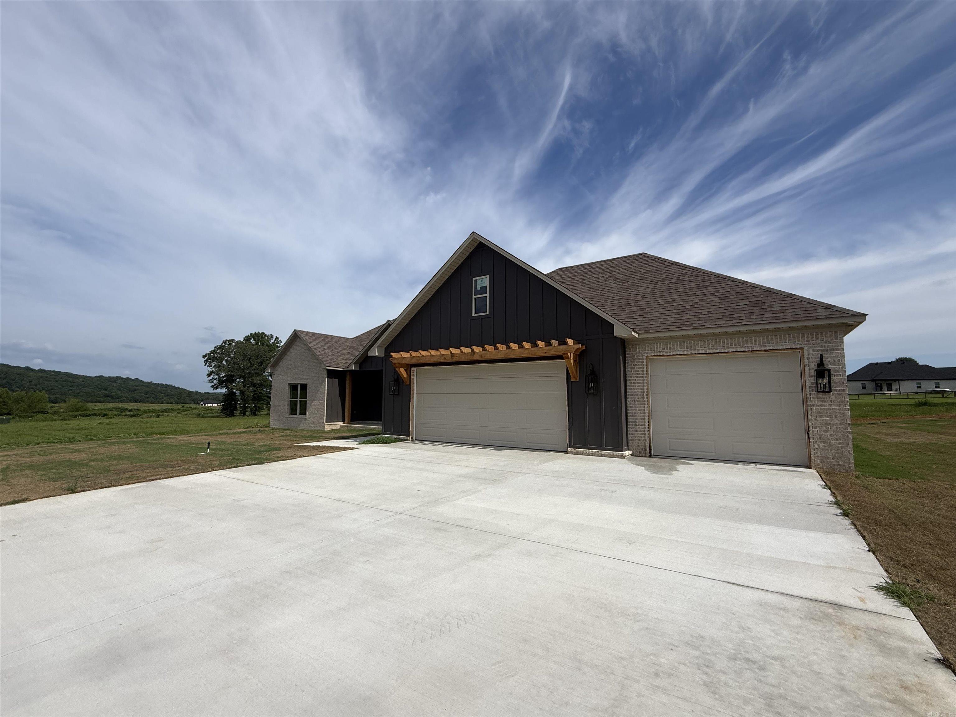 REPUBLICAN VALLEY ESTATES - Residential