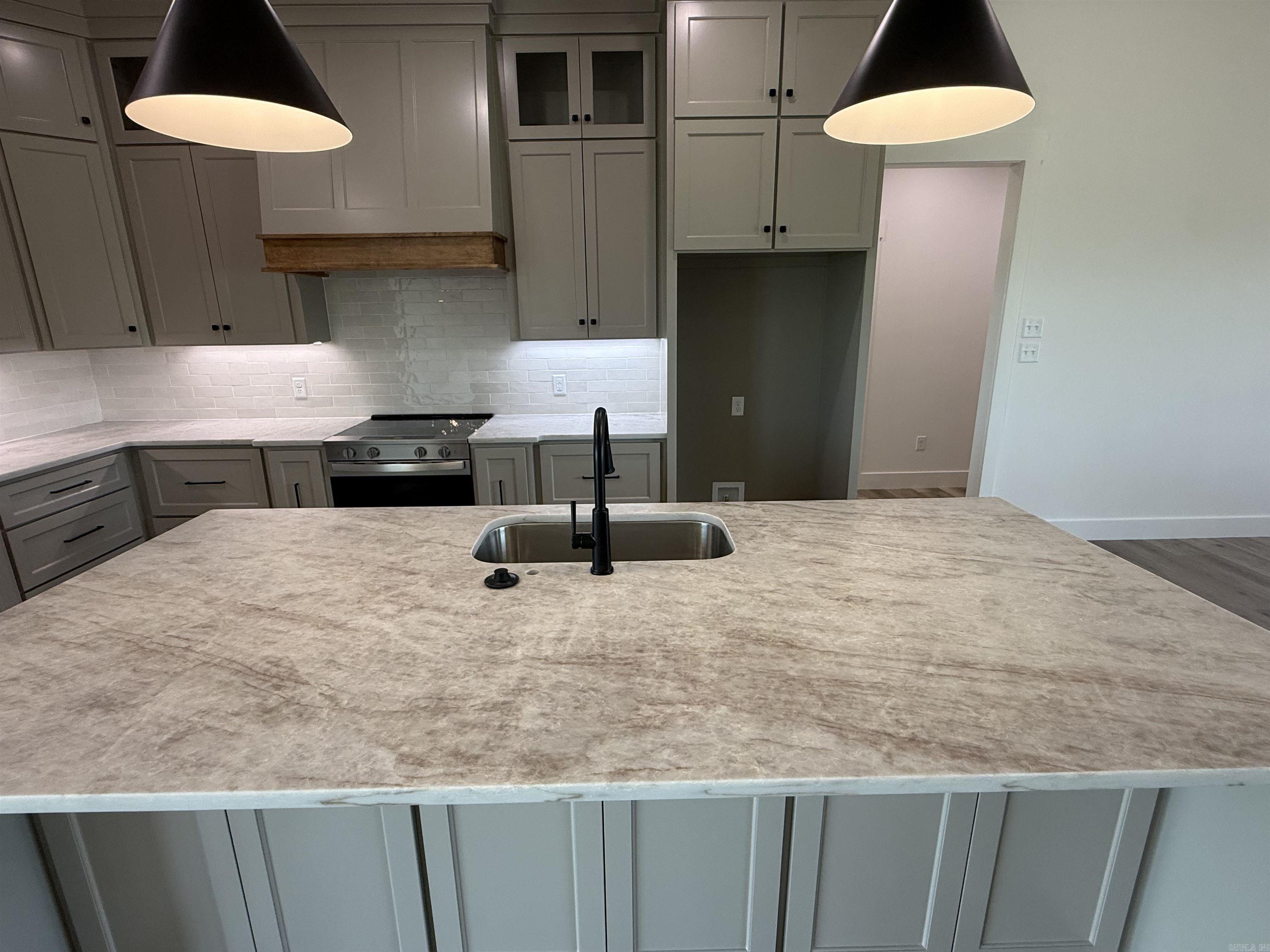 REPUBLICAN VALLEY ESTATES - Residential