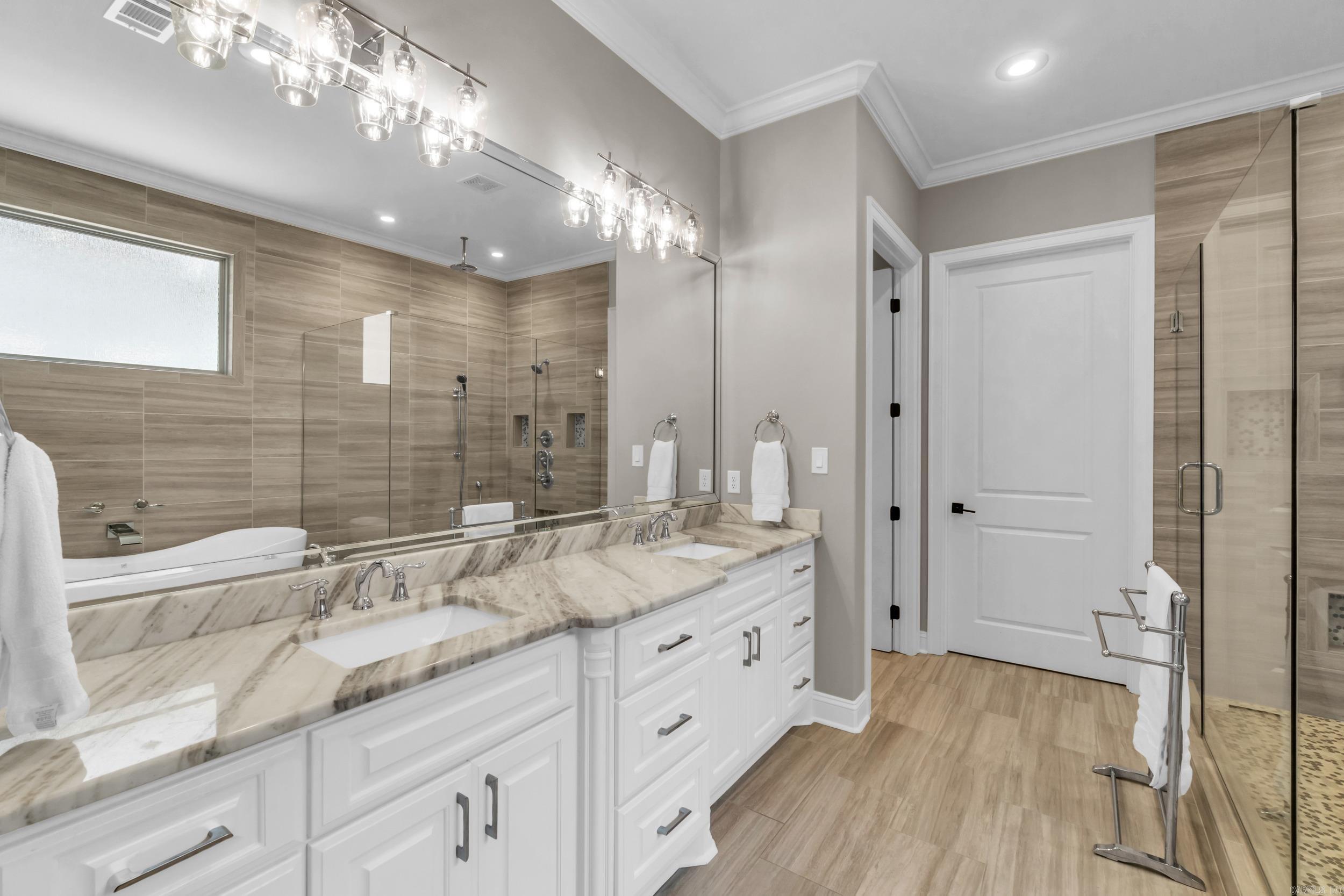 WOODLANDS EDGE - Residential