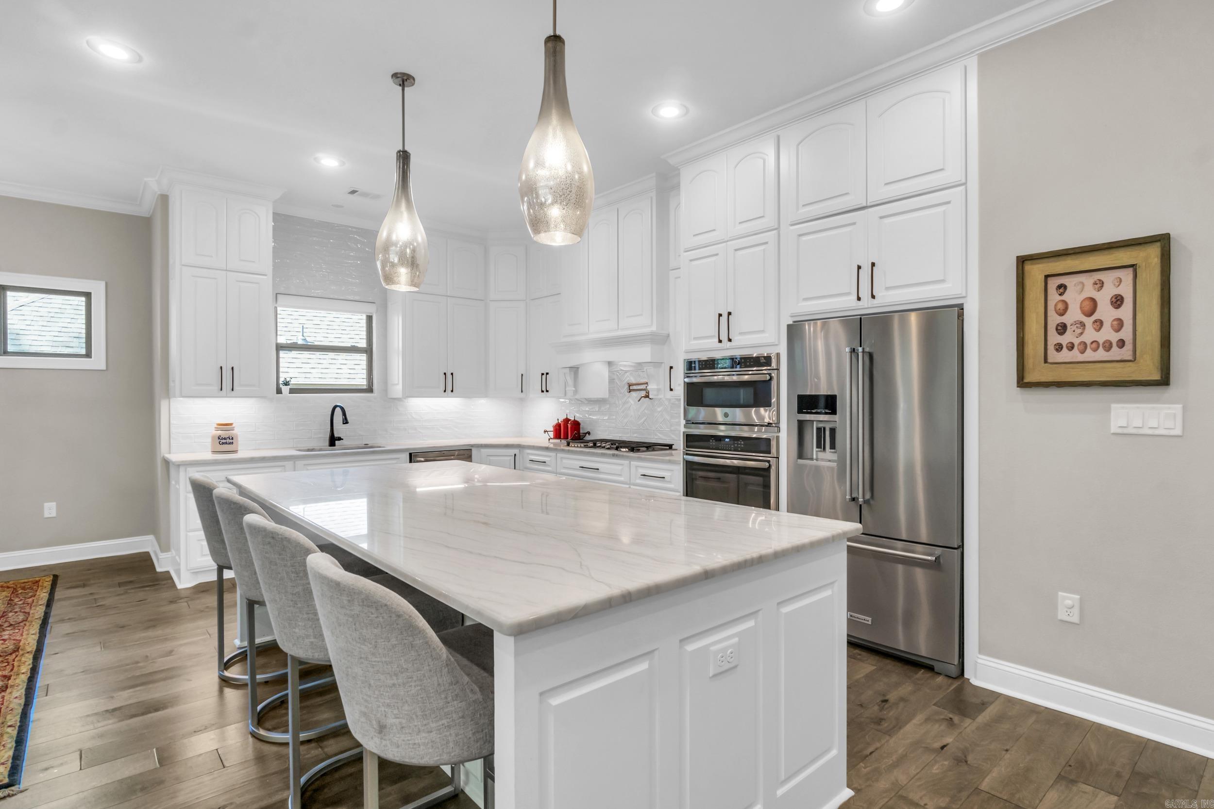 WOODLANDS EDGE - Residential