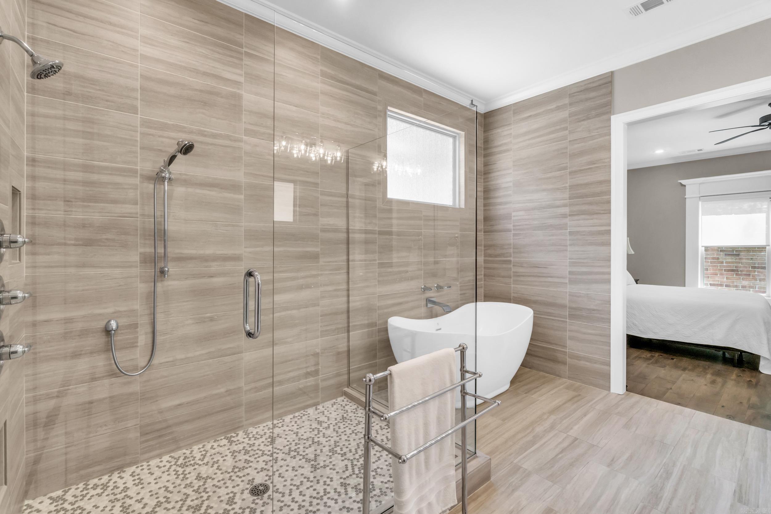 WOODLANDS EDGE - Residential