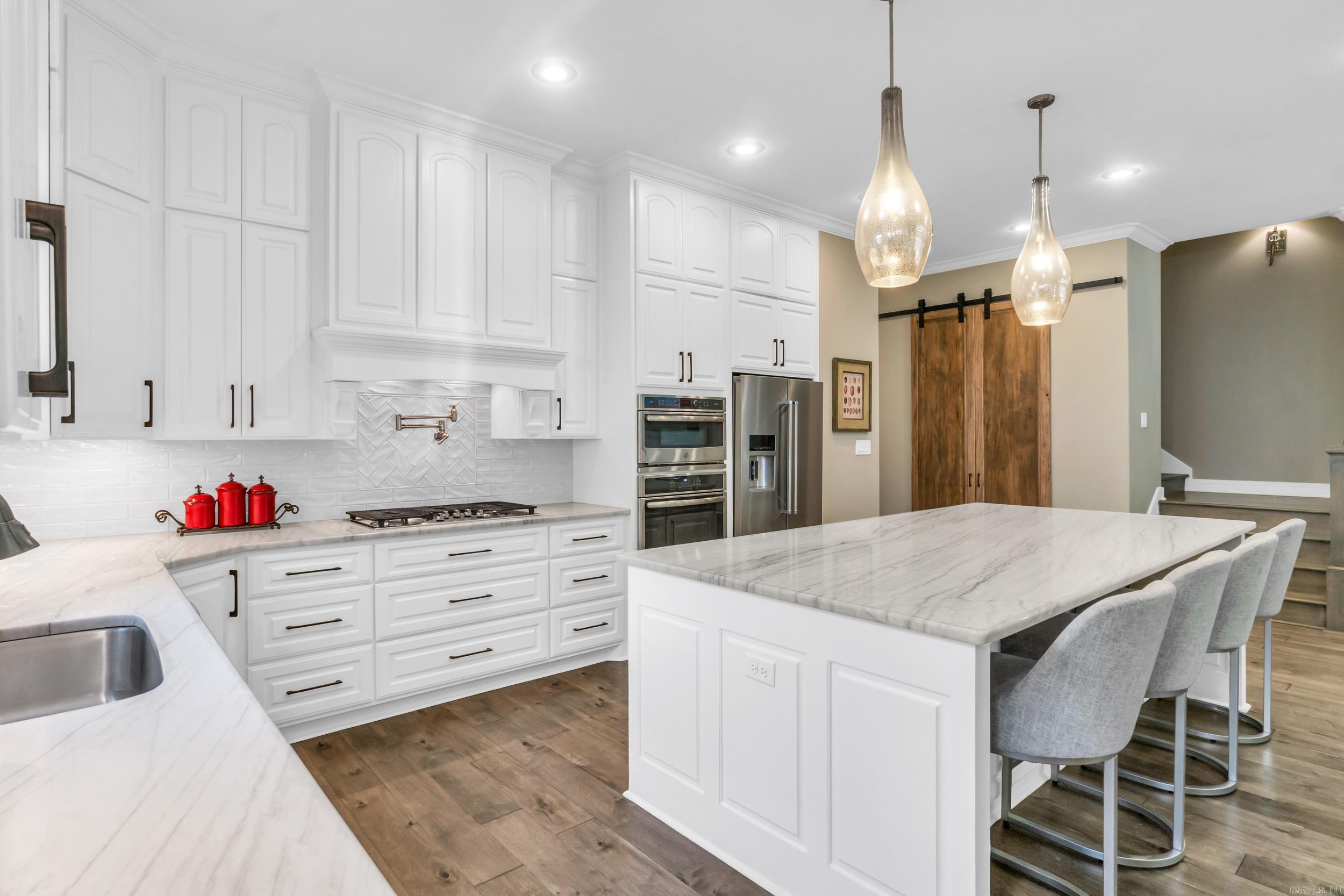 WOODLANDS EDGE - Residential