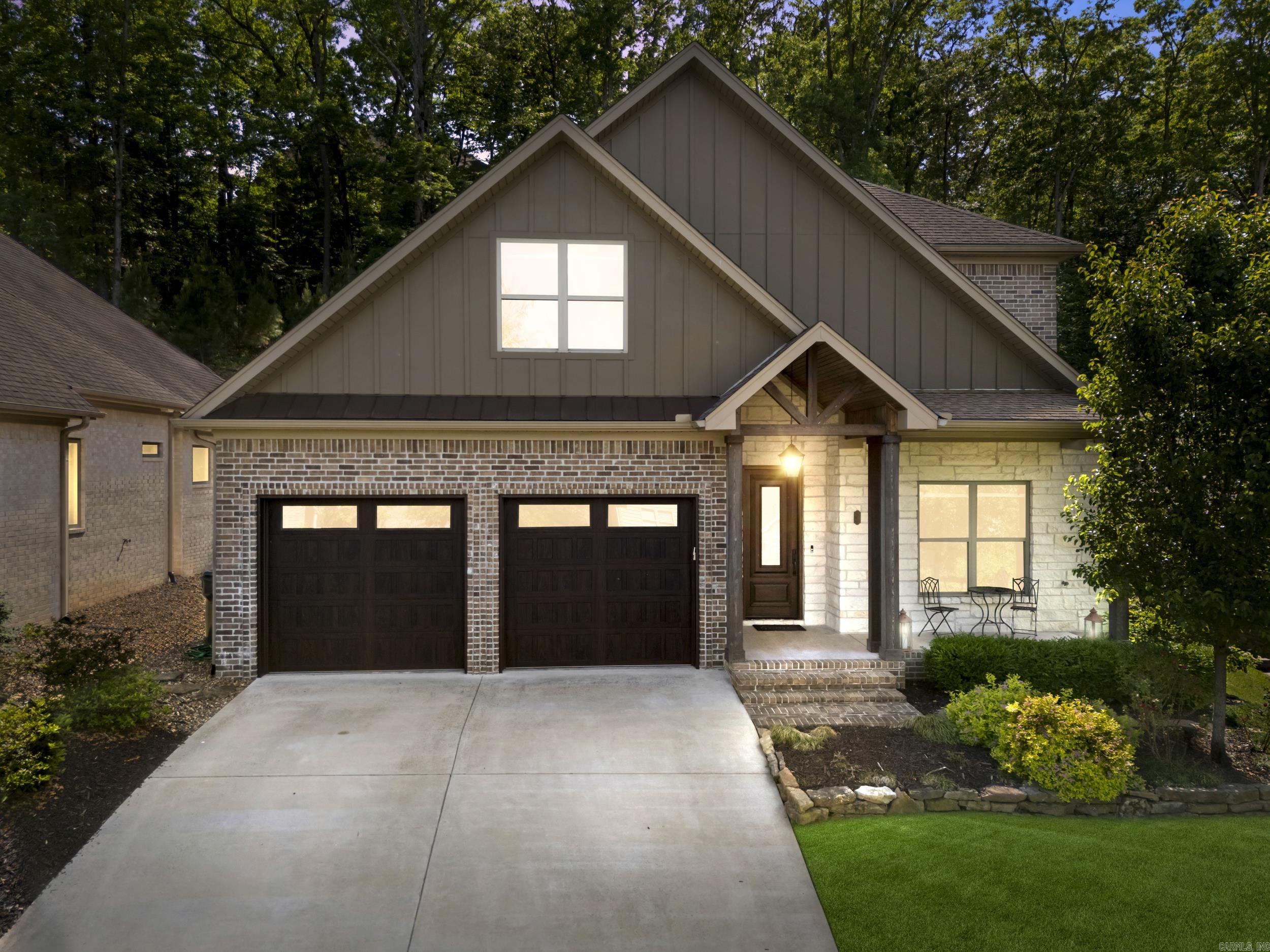 WOODLANDS EDGE - Residential