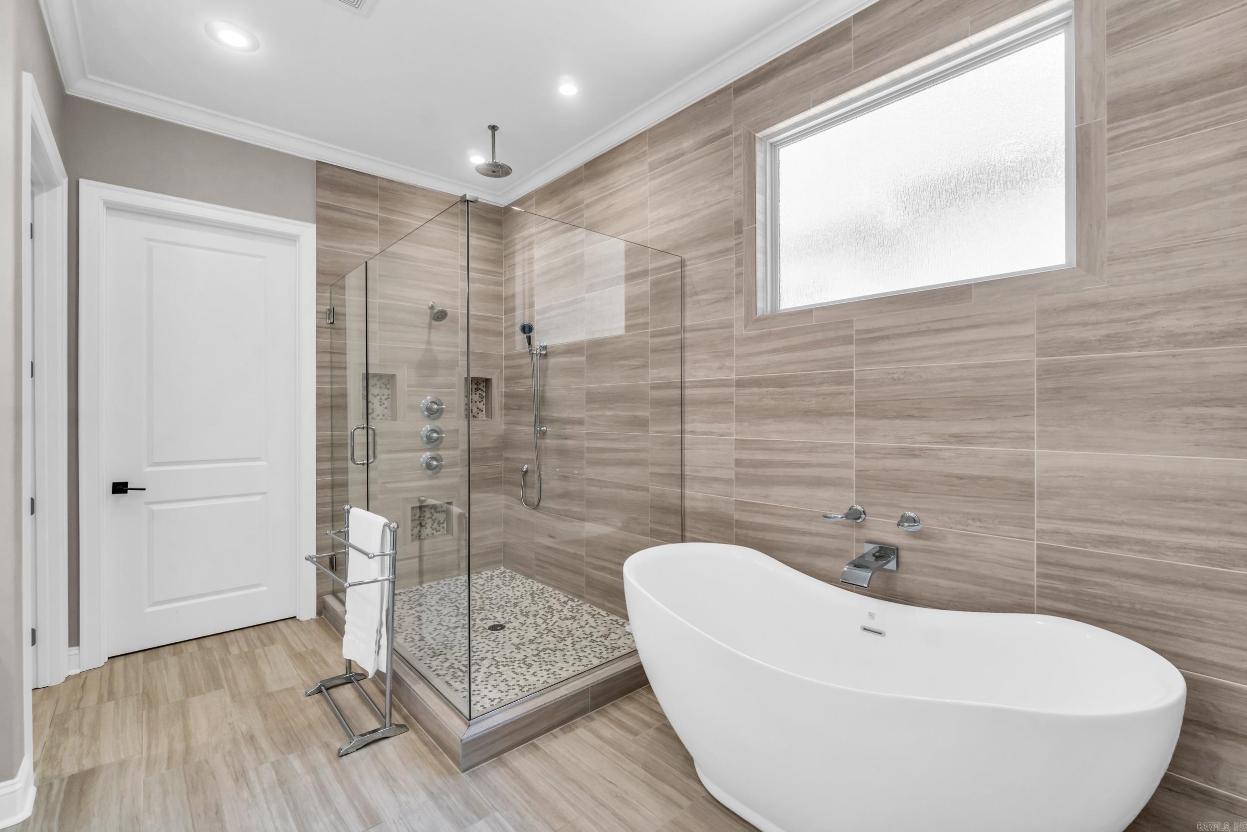 WOODLANDS EDGE - Residential