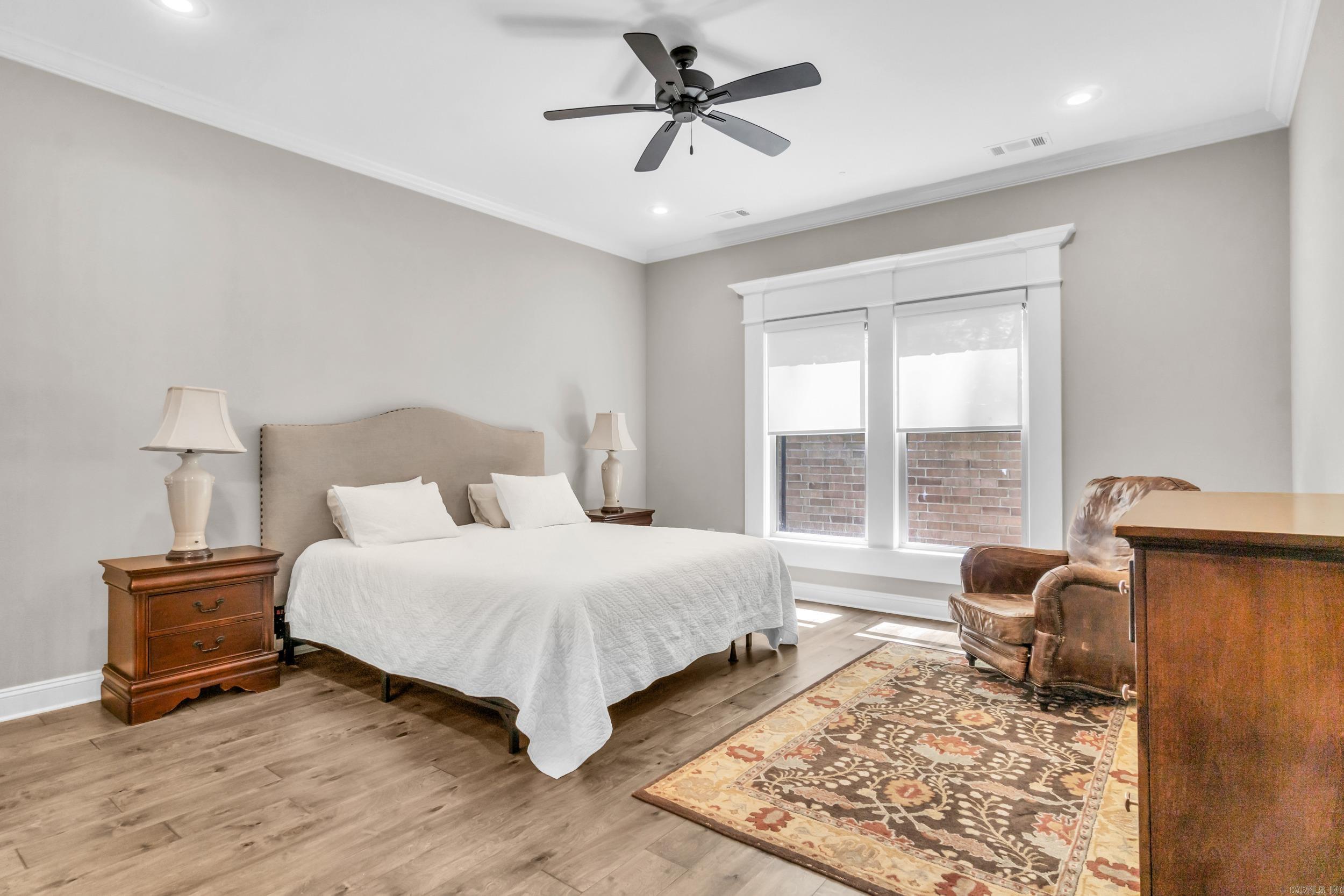 WOODLANDS EDGE - Residential