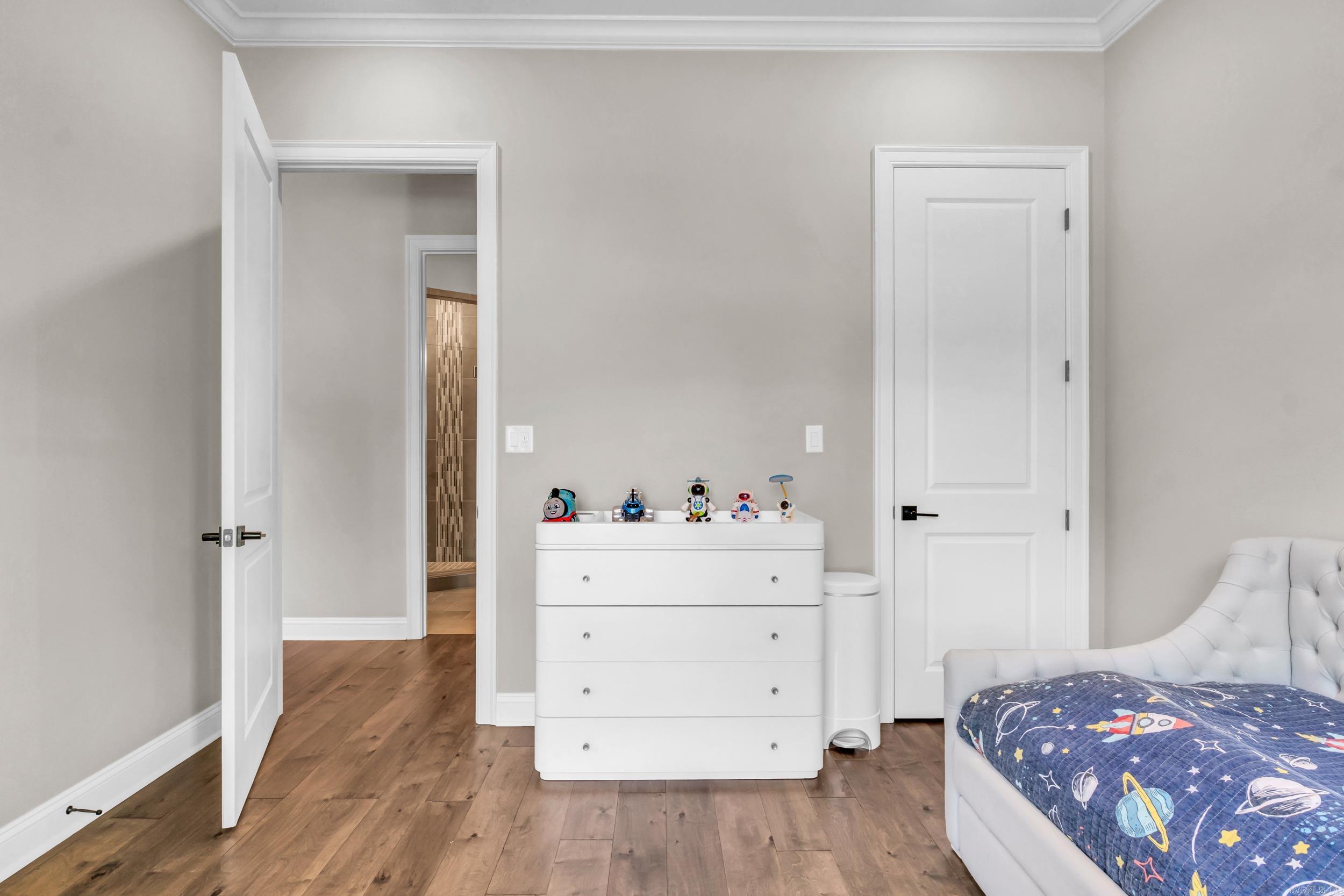 WOODLANDS EDGE - Residential