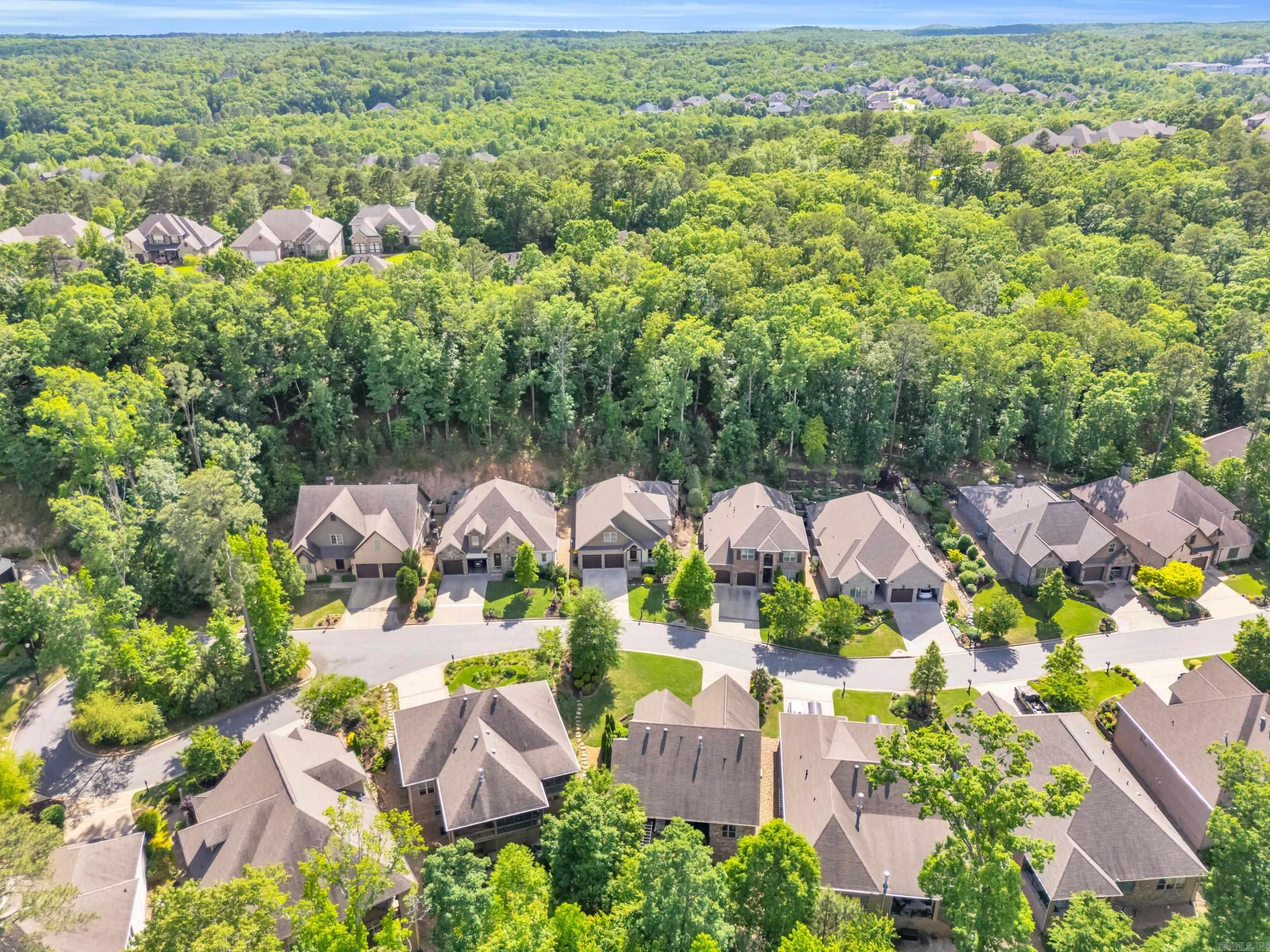 WOODLANDS EDGE - Residential