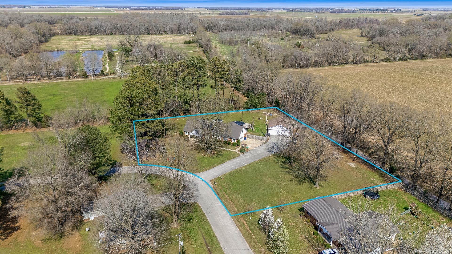 LYNNDALE - Residential