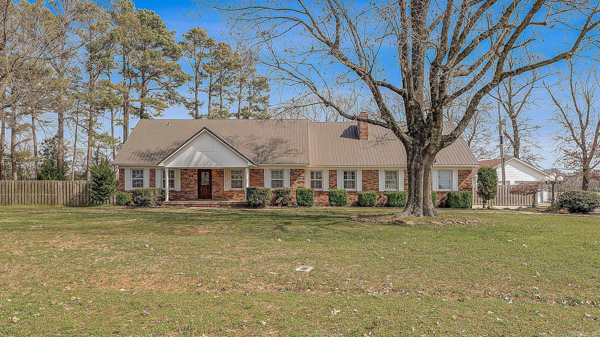 LYNNDALE - Residential