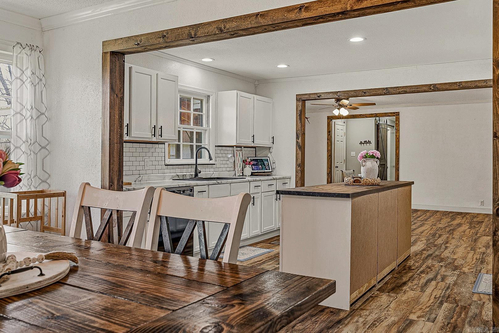 LYNNDALE - Residential