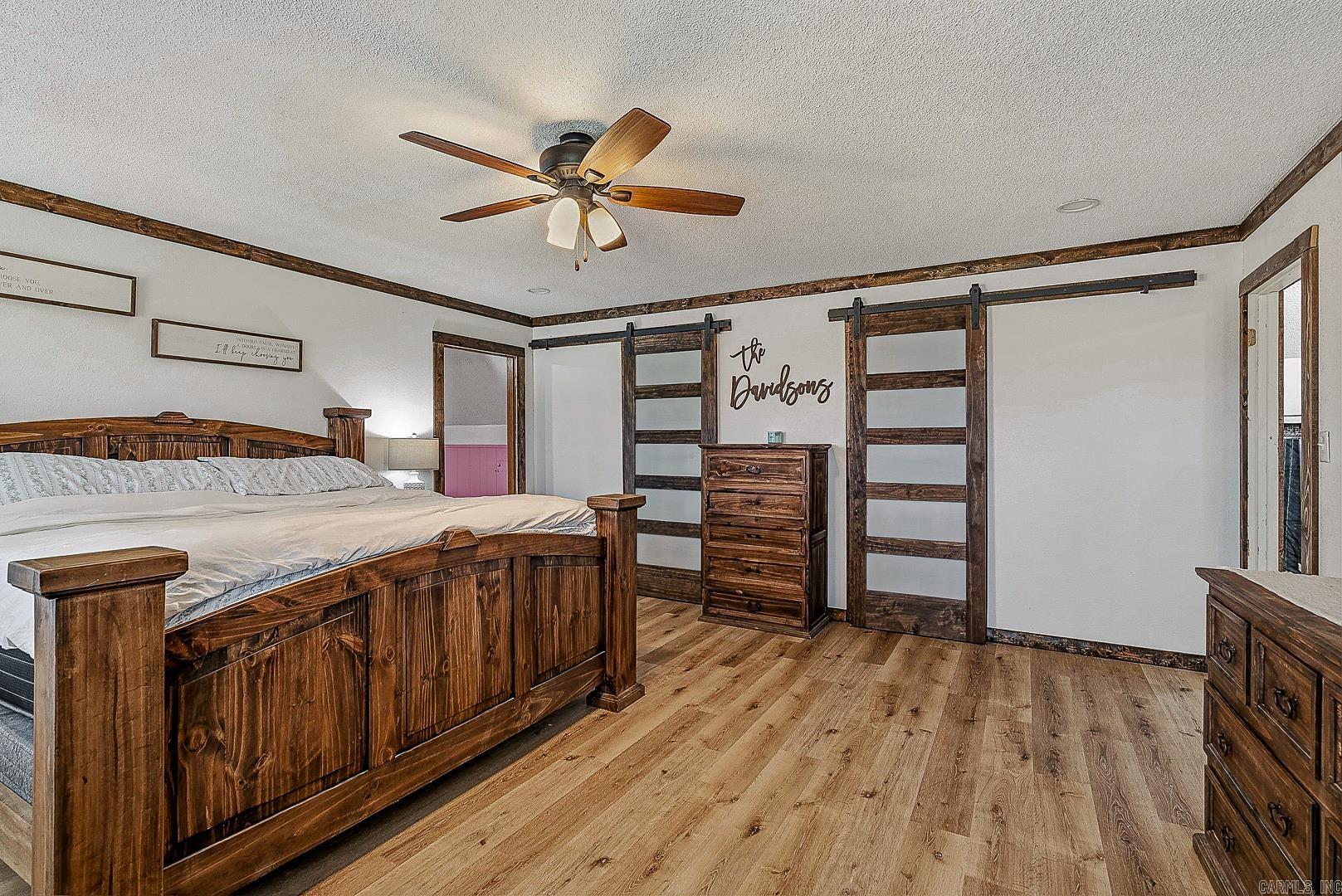 LYNNDALE - Residential