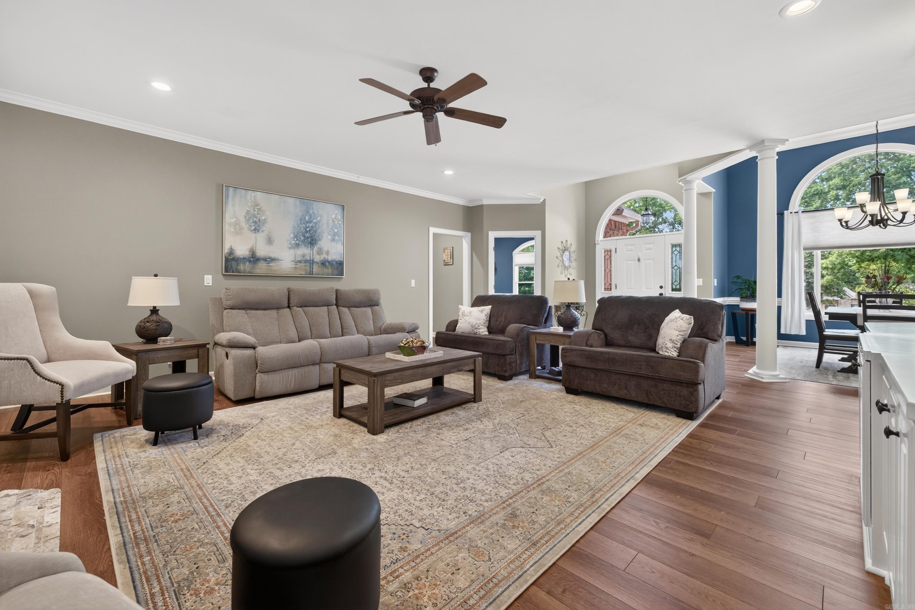 ADORACION - Residential