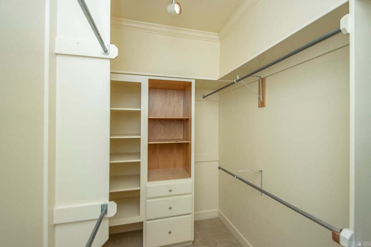 CHENAL WEST ESTATES - Residential