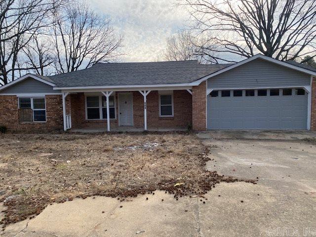 HUD Case 031-304032 HUD Homes sold As-Is with no representations, warranties or disclosures. Ask your agent for details & submit offers on www.HUDHomeStore.com. Managed by www.ChronosSolutions.com. Check HUDHomeStore.com for property availability before showing. Don't miss out on this 3BR/2 bath home in Mayflower. Agents see confidential remarks!
