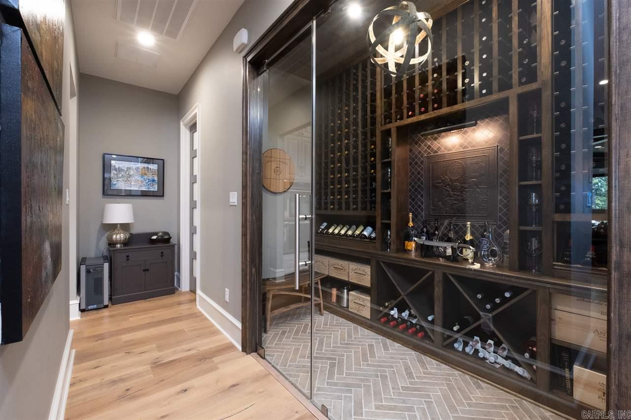 CHENAL DOWNS - Residential