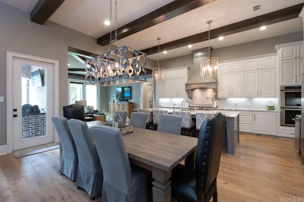 CHENAL DOWNS - Residential