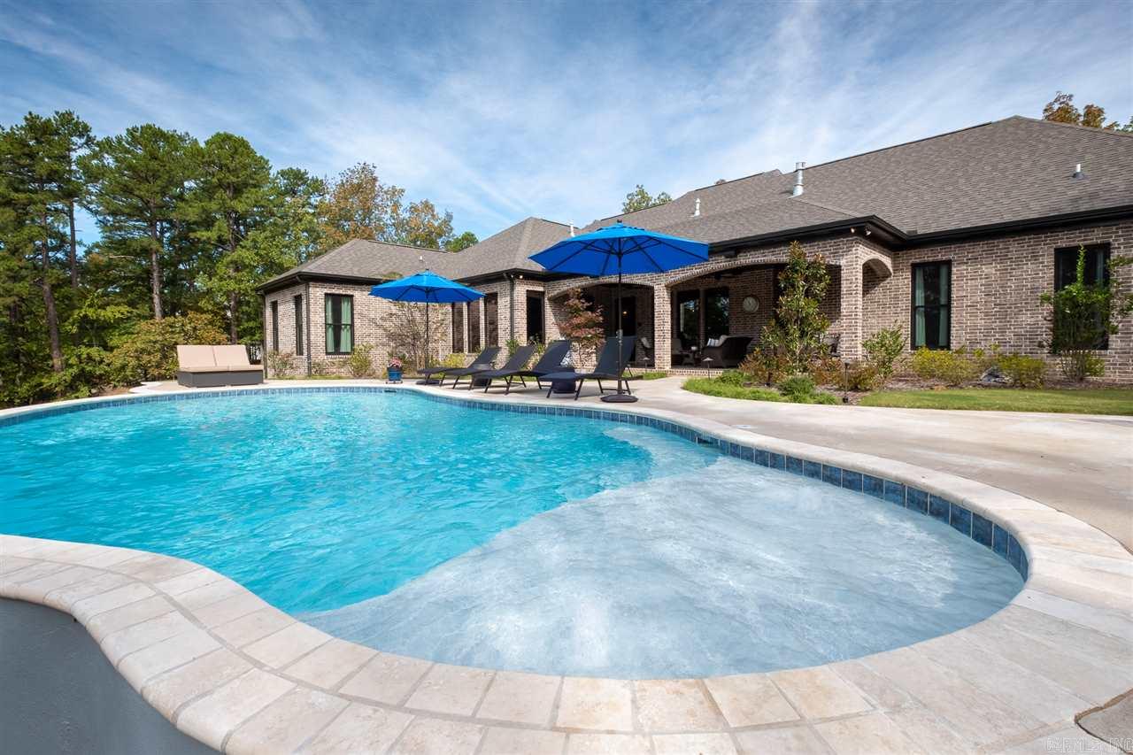 CHENAL DOWNS - Residential