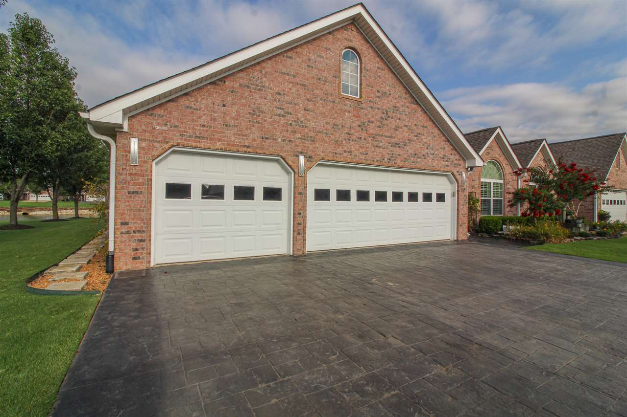 ENCLAVE - Residential
