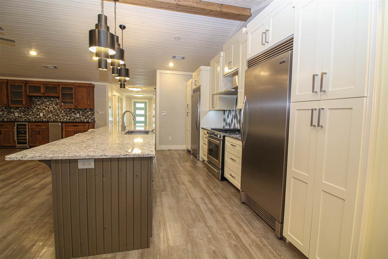 ENCLAVE - Residential