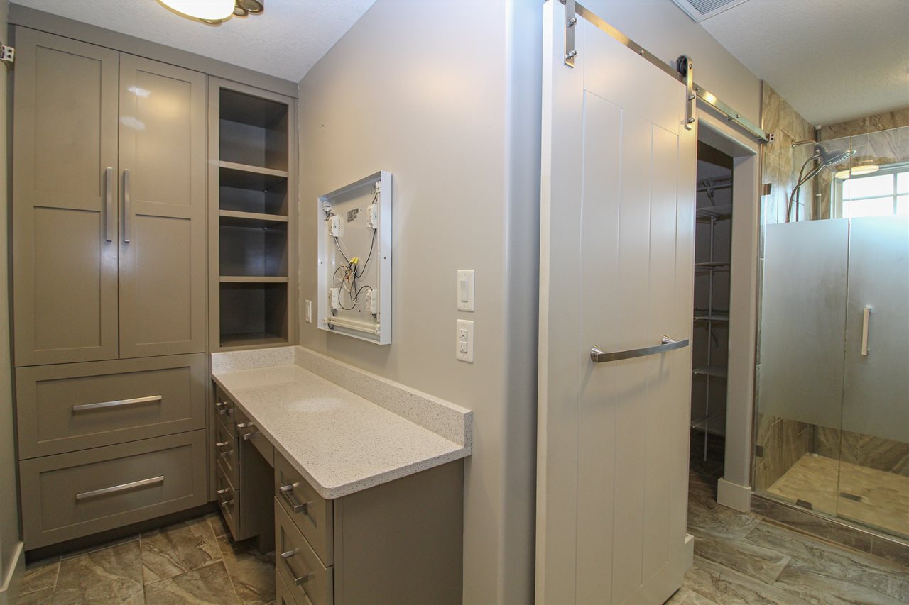 ENCLAVE - Residential