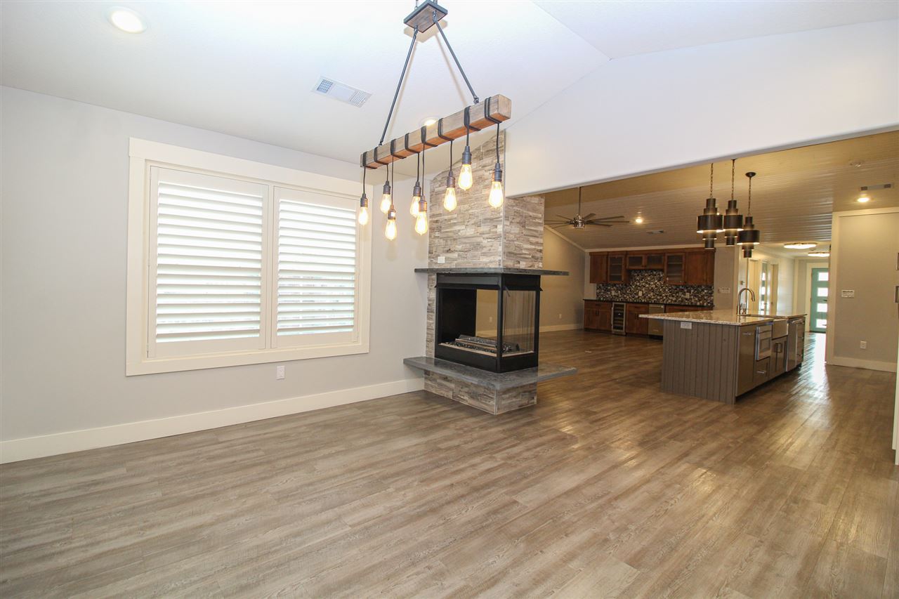 ENCLAVE - Residential
