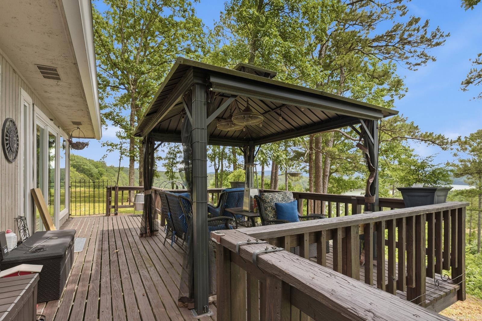 SOUTH FORK - Residential