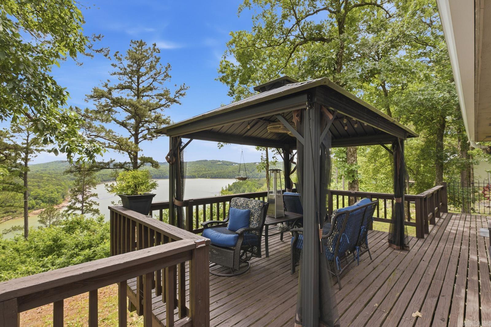 SOUTH FORK - Residential