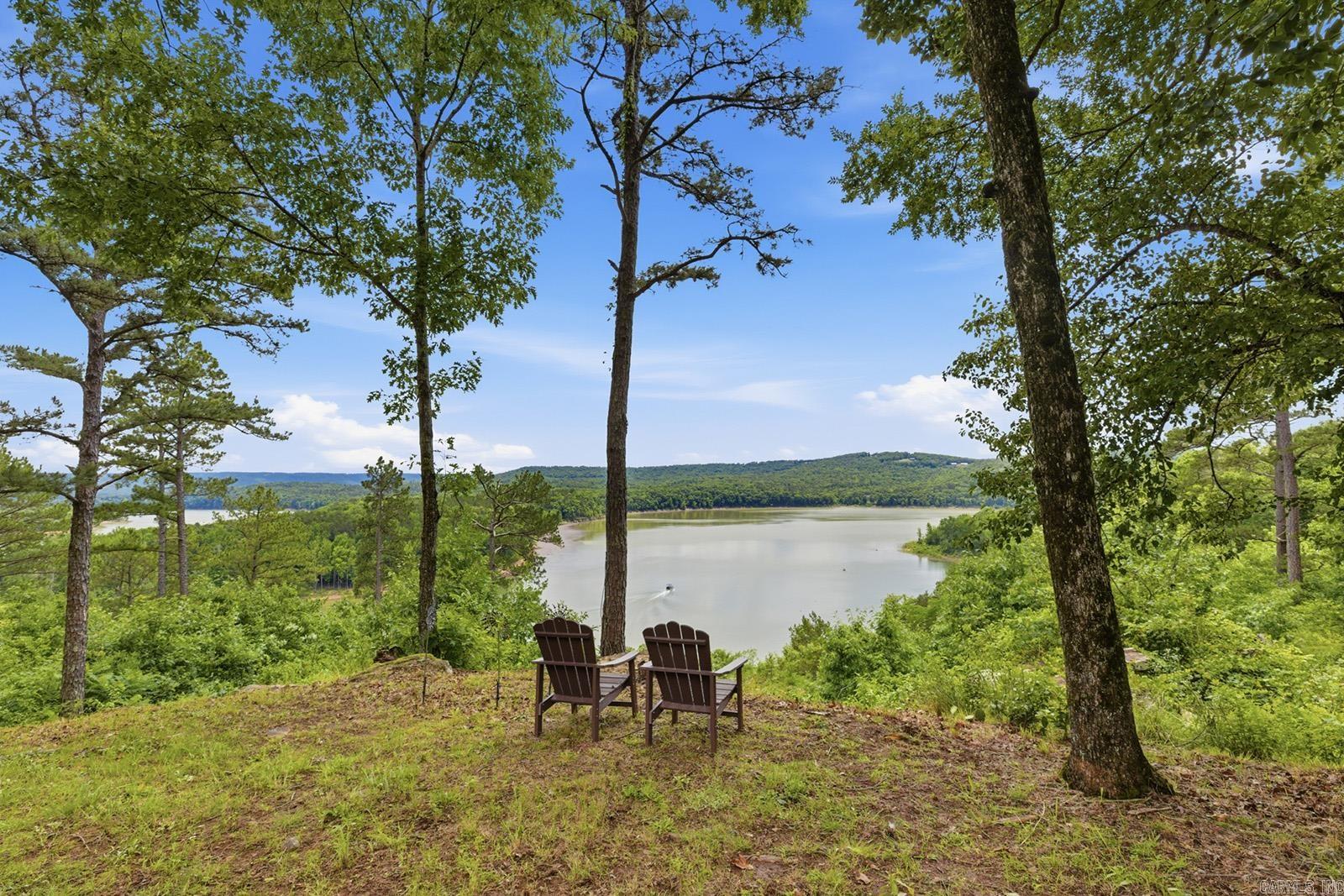 SOUTH FORK - Residential