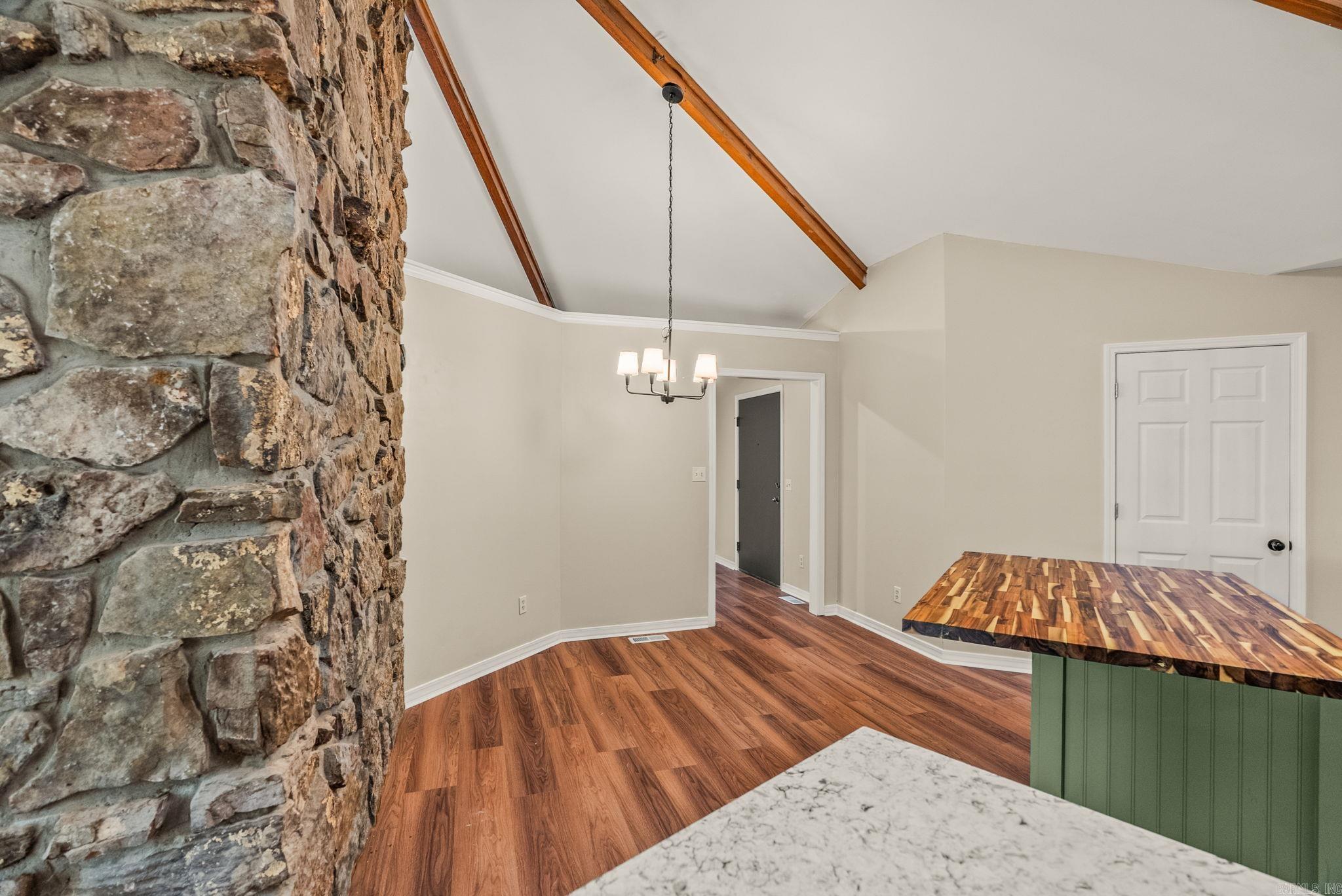 HAMILTON HILLS - Residential