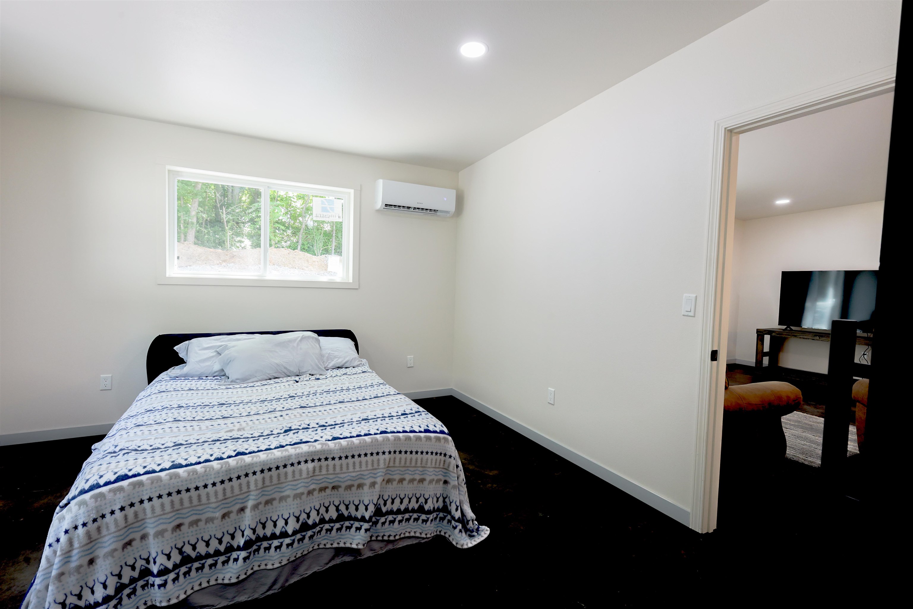ORIGINAL TOWN - MELBOURNE - Residential