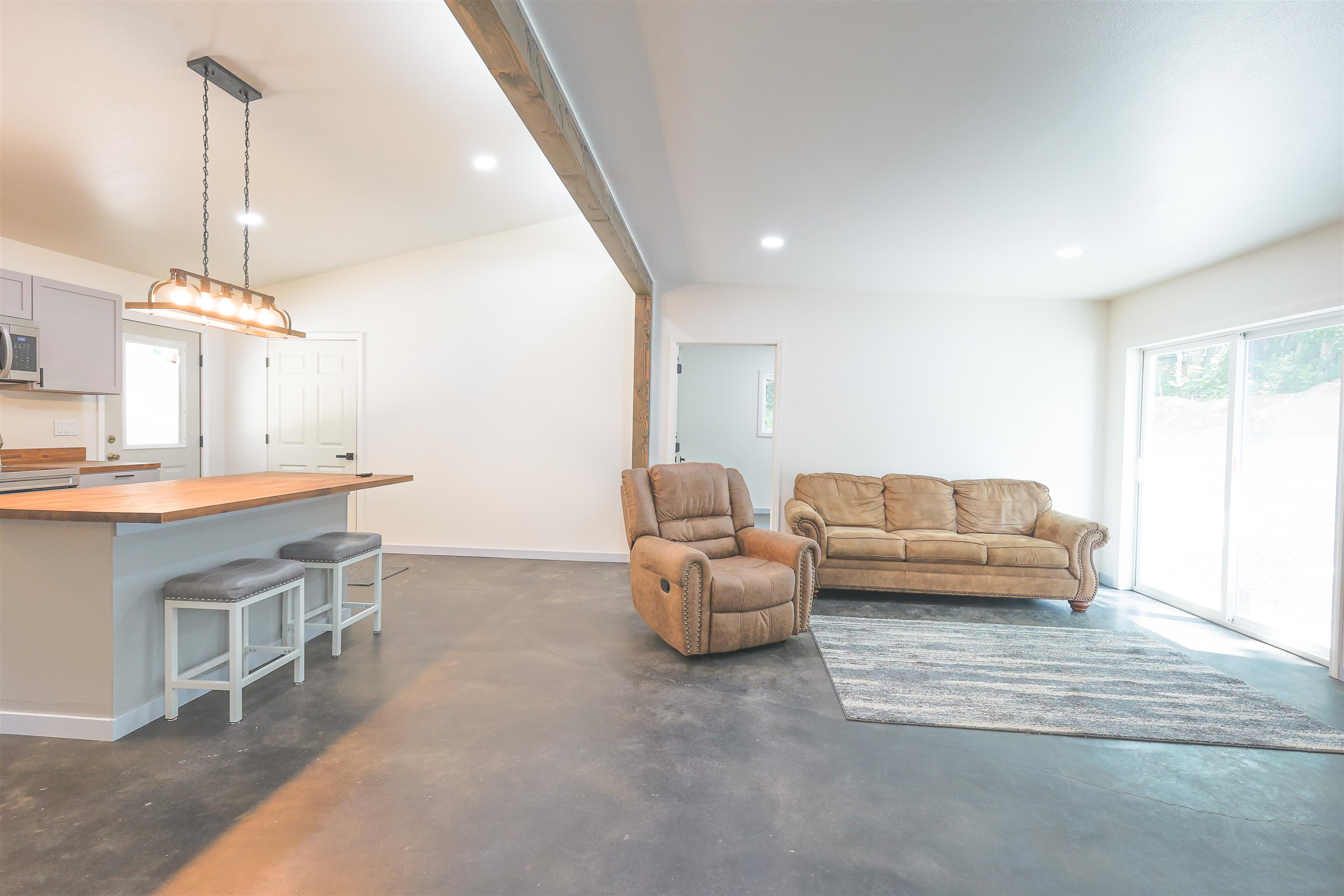 ORIGINAL TOWN - MELBOURNE - Residential