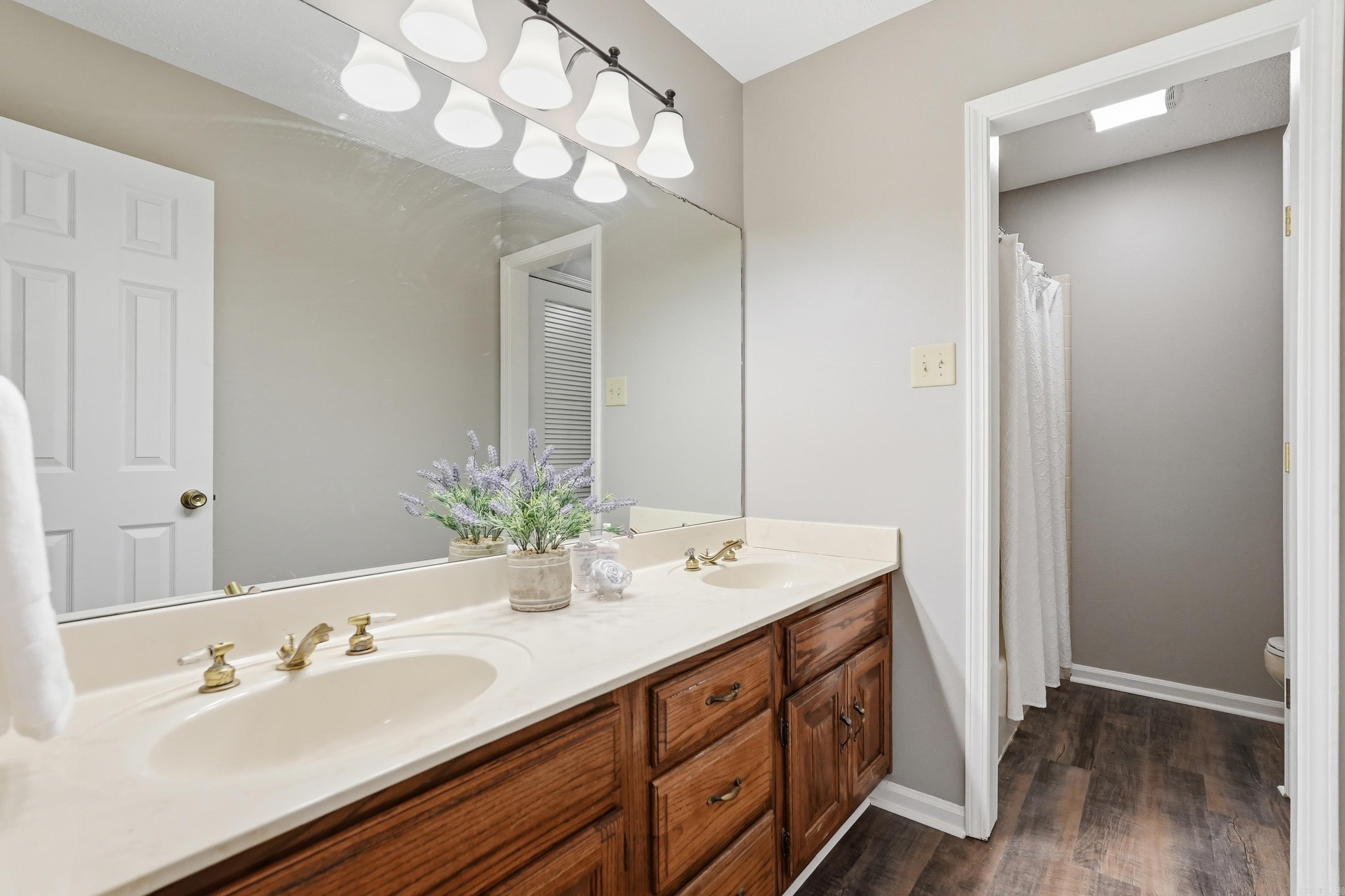 OVERBROOK - Residential