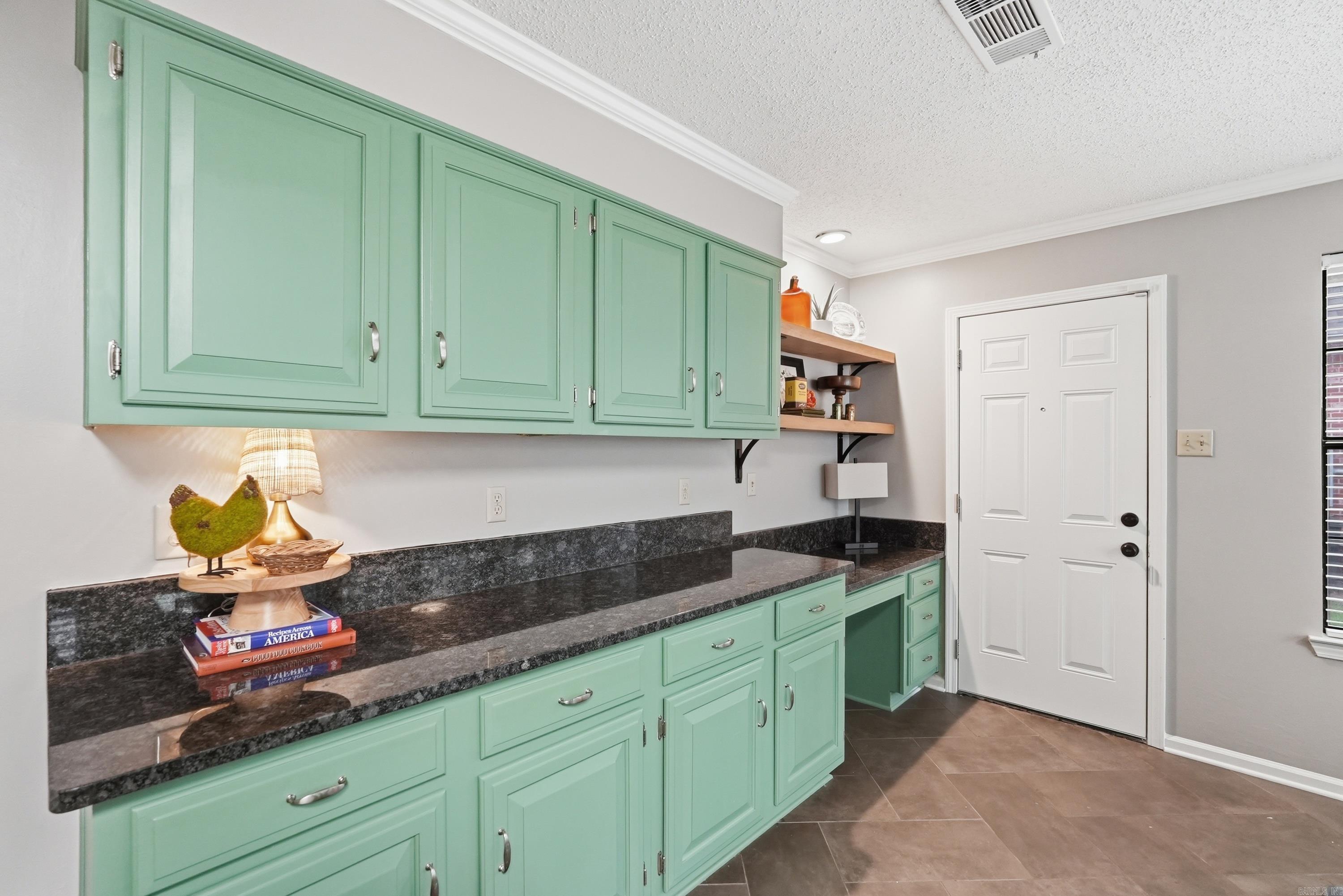 OVERBROOK - Residential