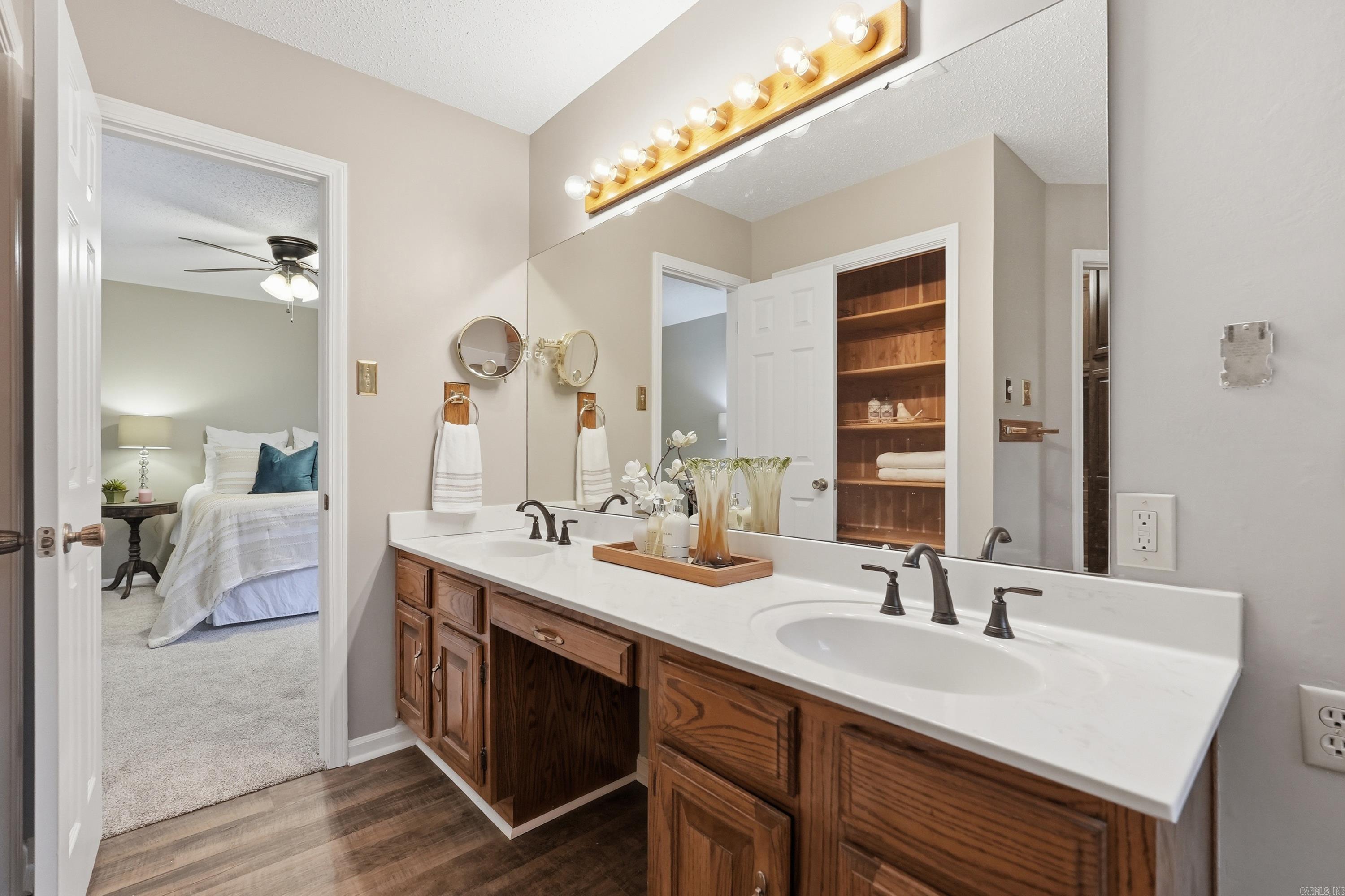 OVERBROOK - Residential