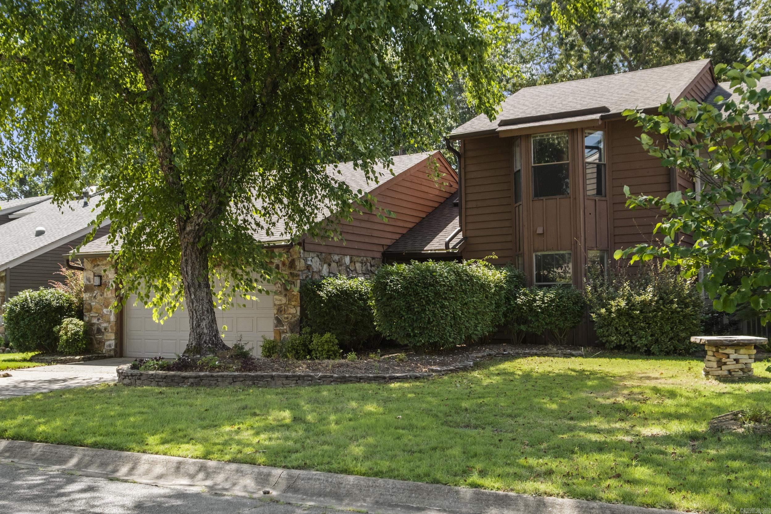 FIRST FAIRWAY ADDN - Residential
