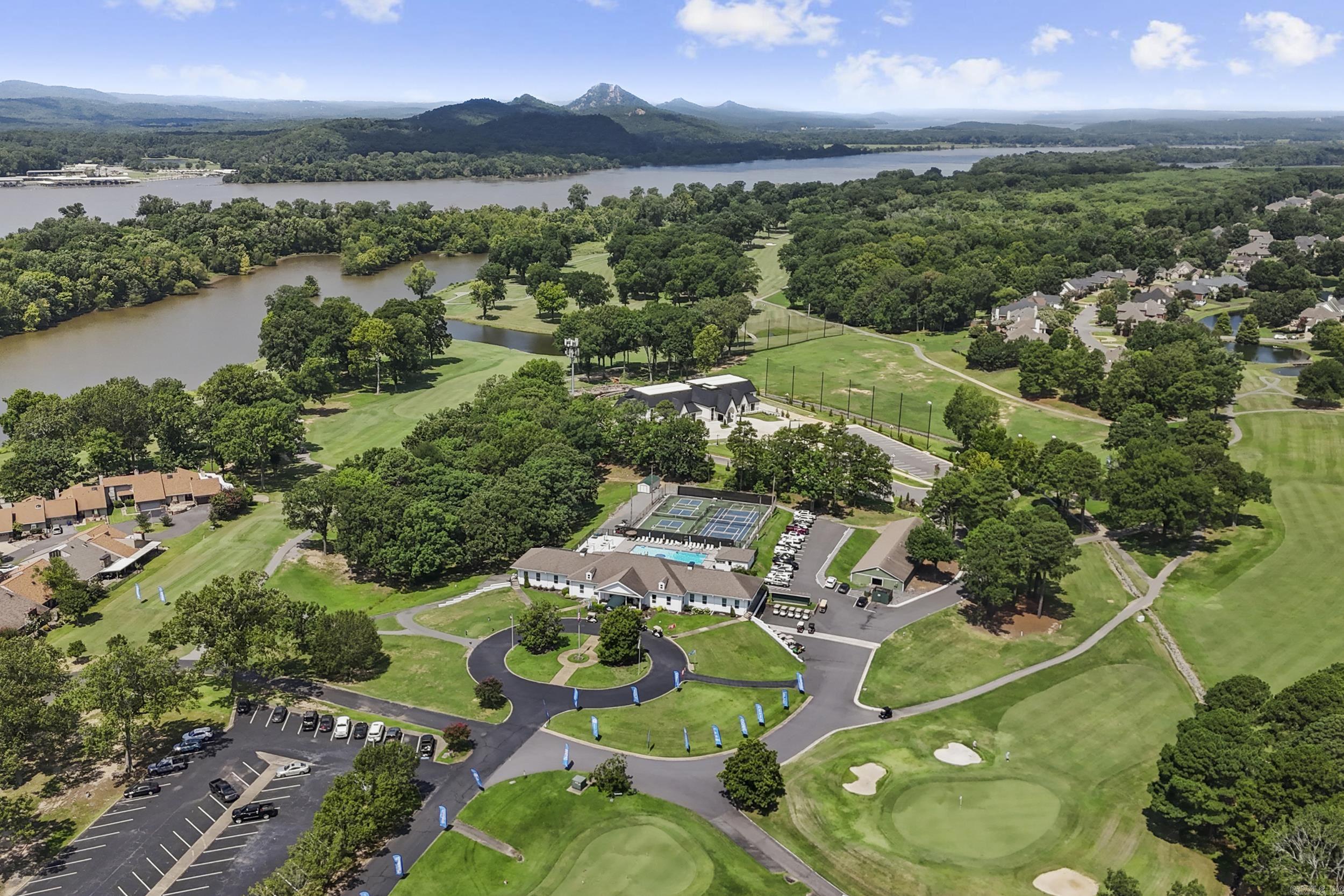 FIRST FAIRWAY ADDN - Residential