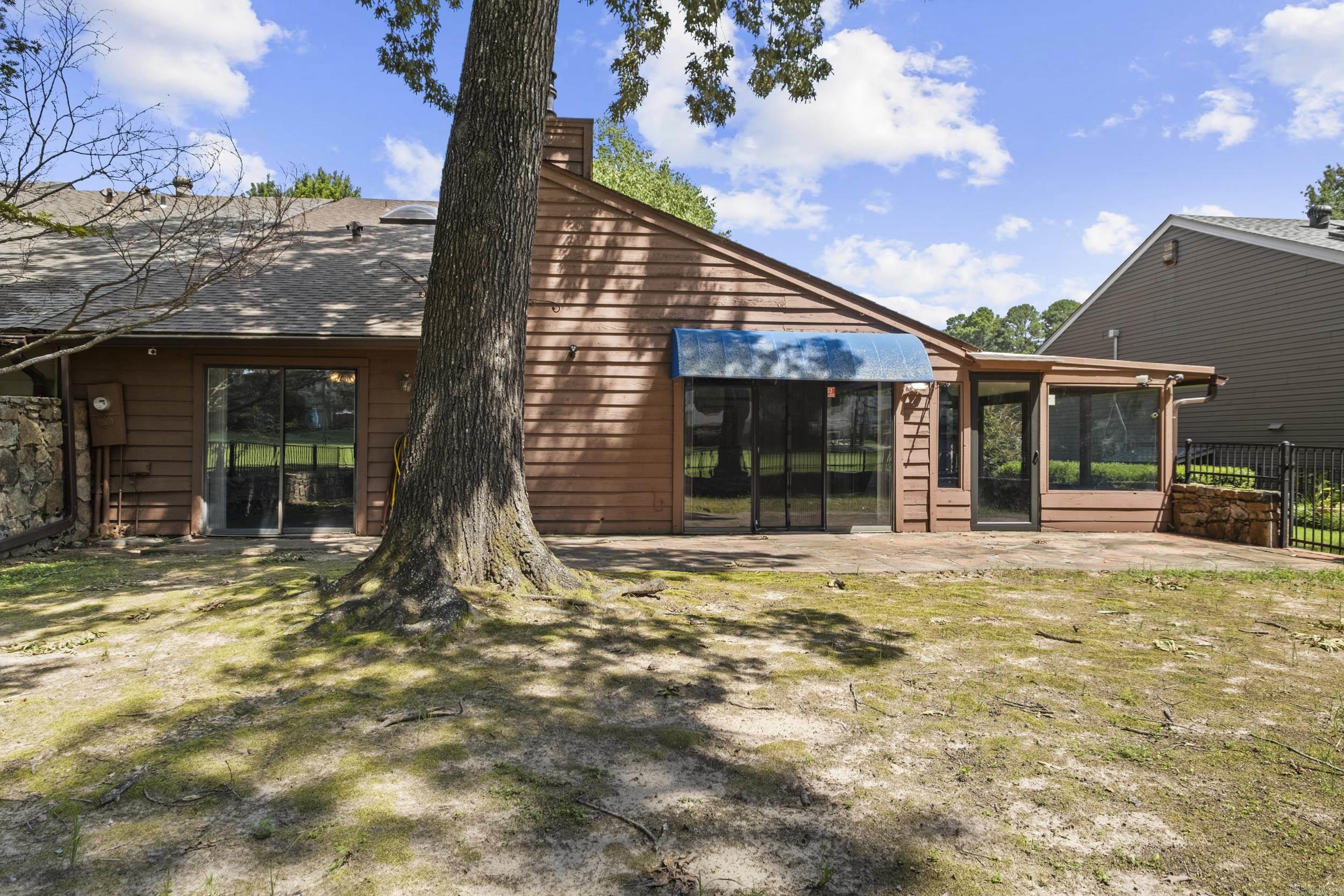 FIRST FAIRWAY ADDN - Residential
