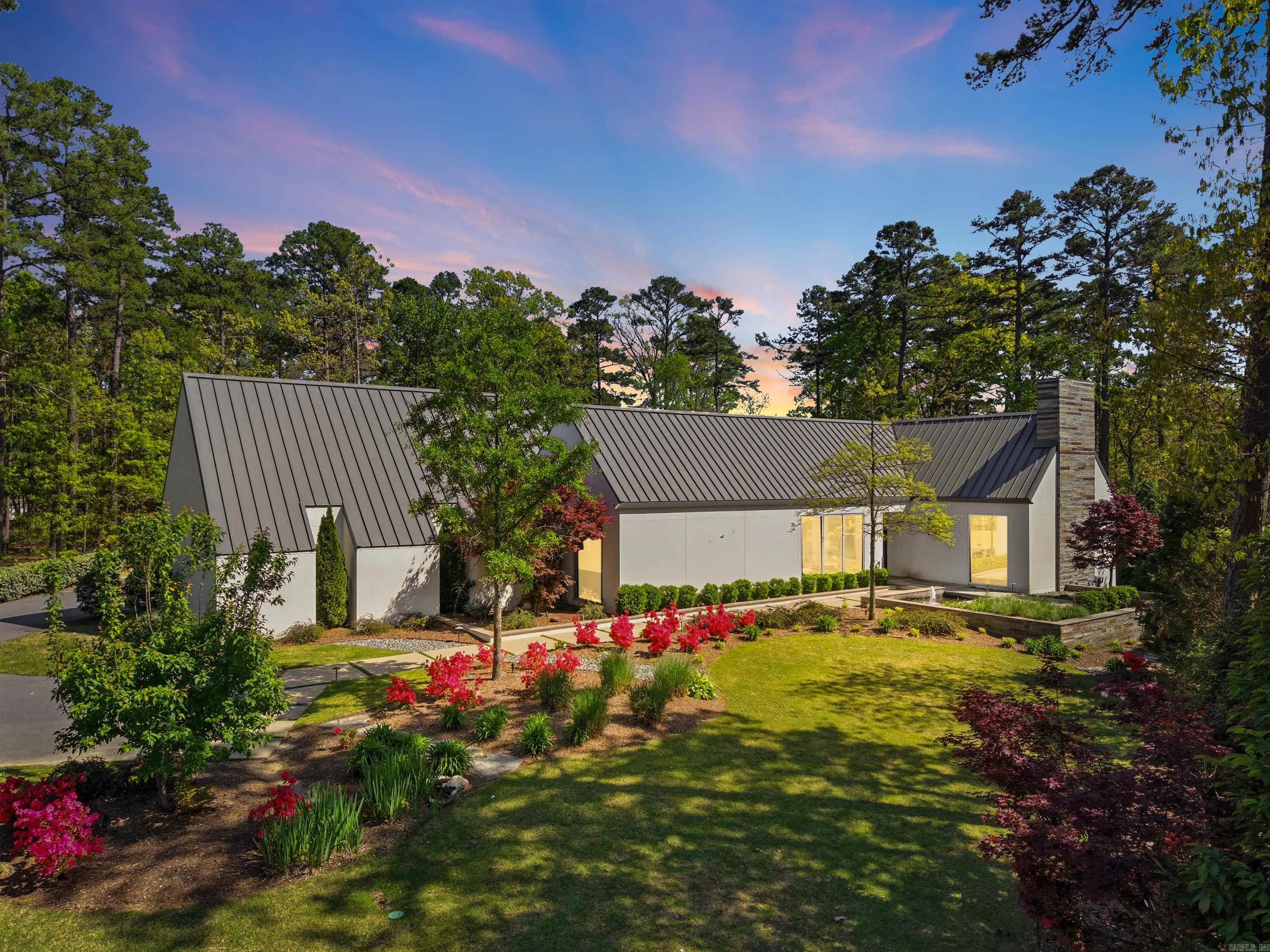 CHENAL VALLEY SOLOGNE CIRCLE - Residential