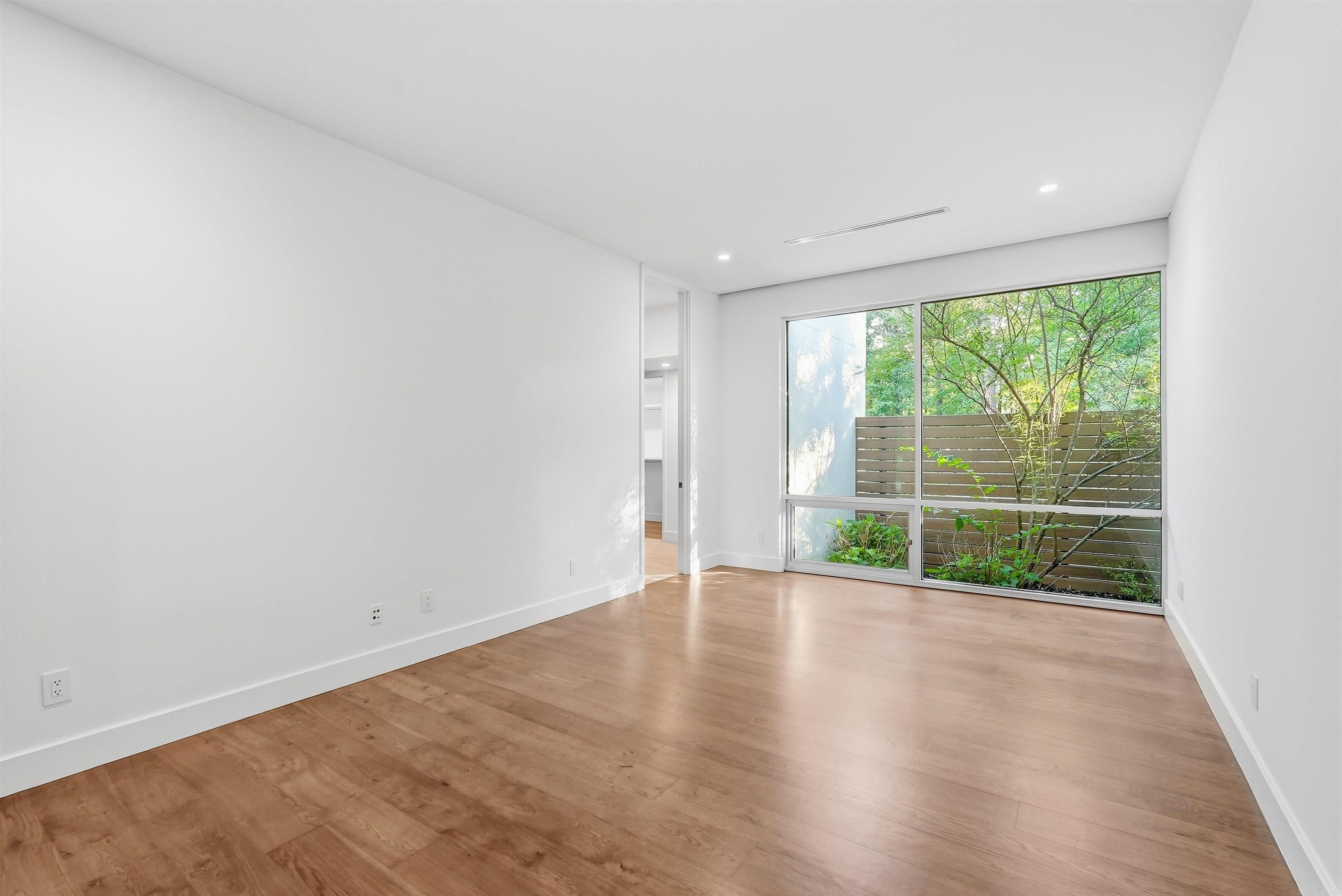 CHENAL VALLEY SOLOGNE CIRCLE - Residential