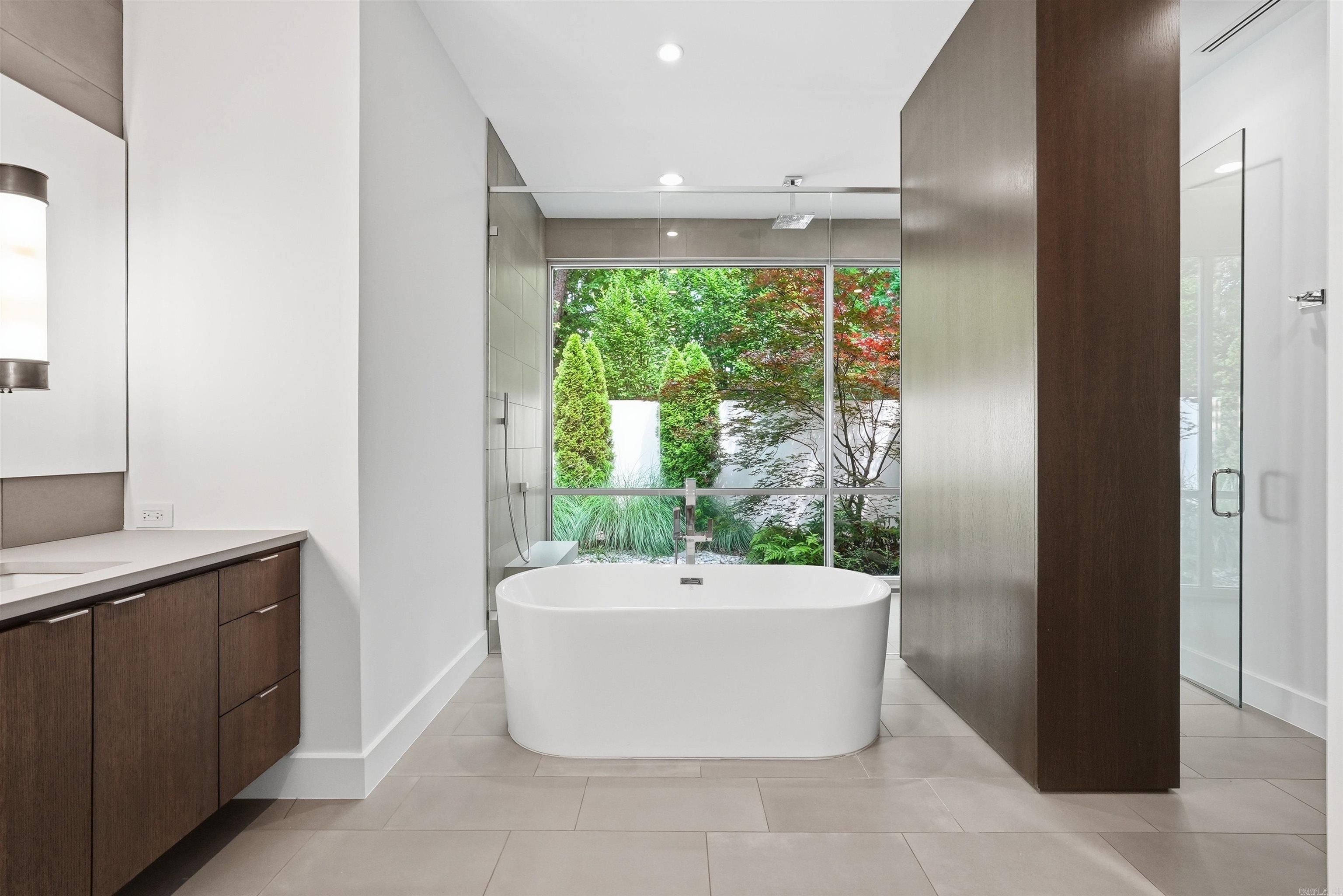 CHENAL VALLEY SOLOGNE CIRCLE - Residential