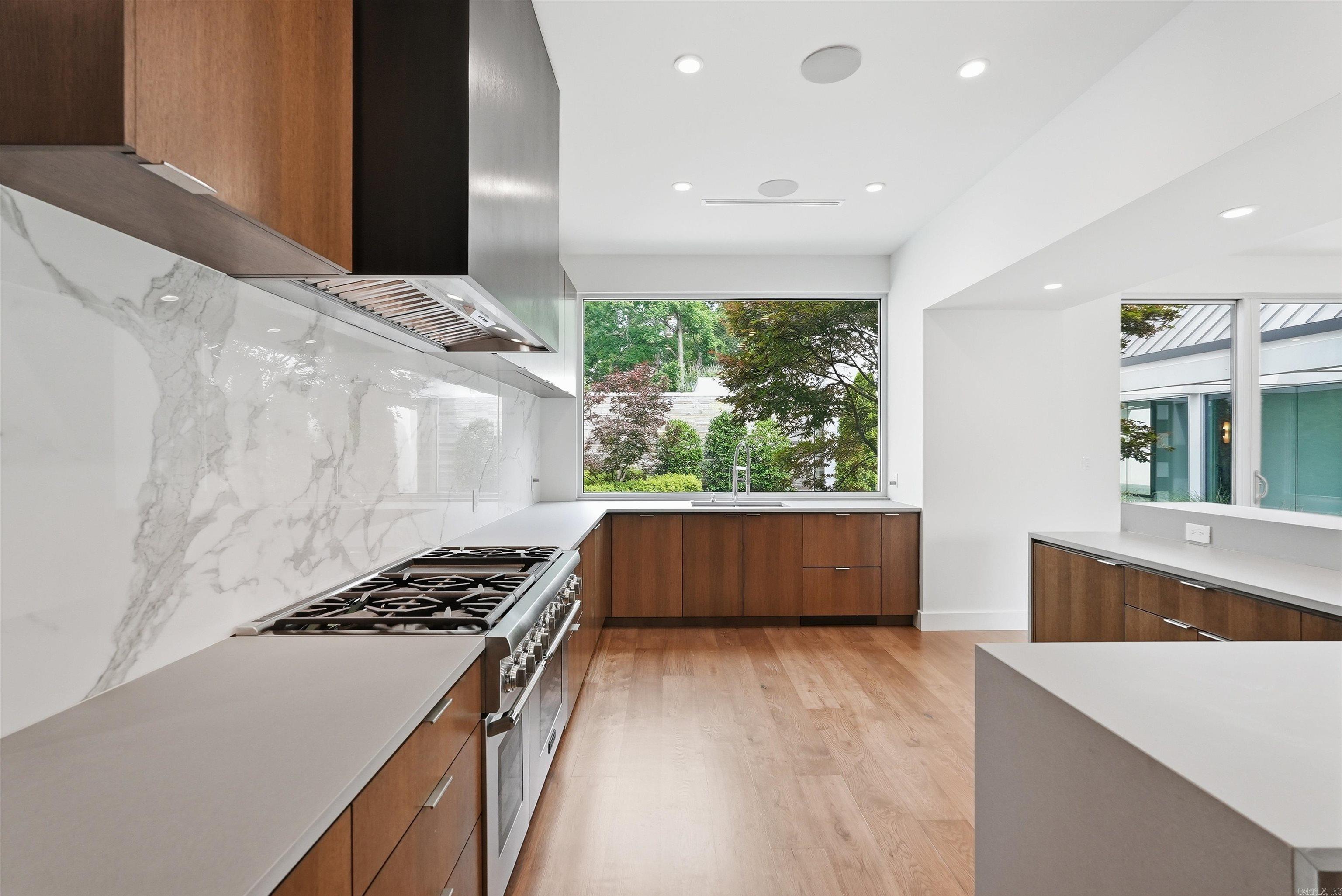 CHENAL VALLEY SOLOGNE CIRCLE - Residential