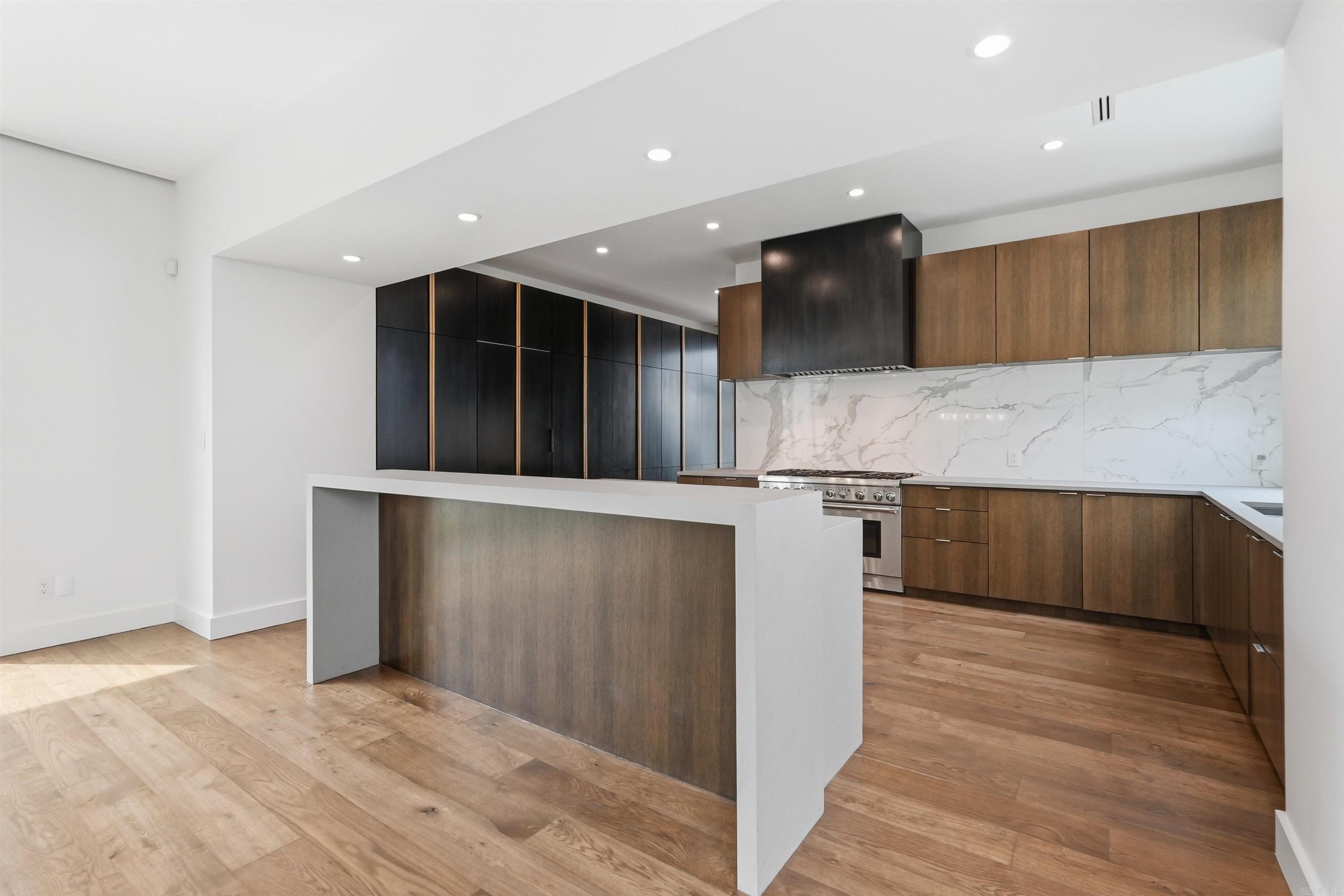 CHENAL VALLEY SOLOGNE CIRCLE - Residential