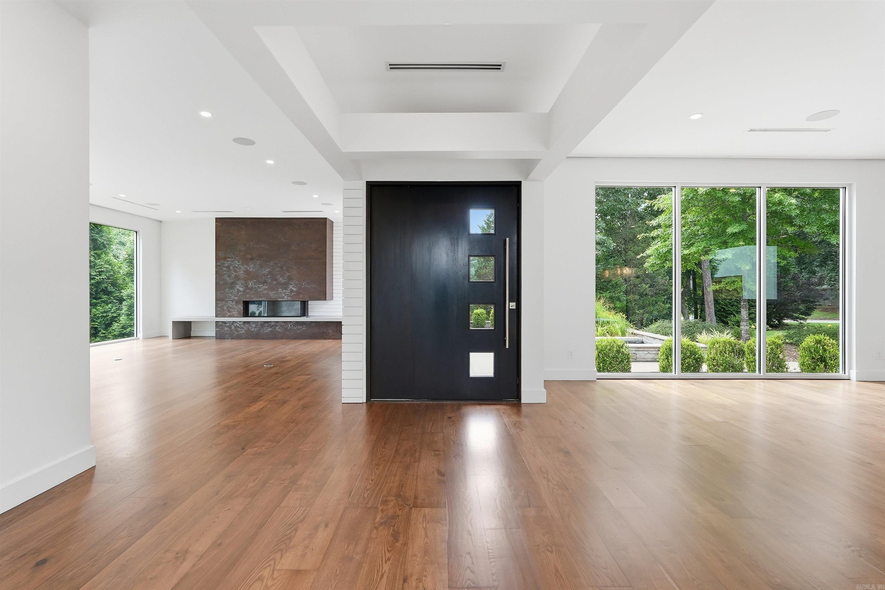 CHENAL VALLEY SOLOGNE CIRCLE - Residential